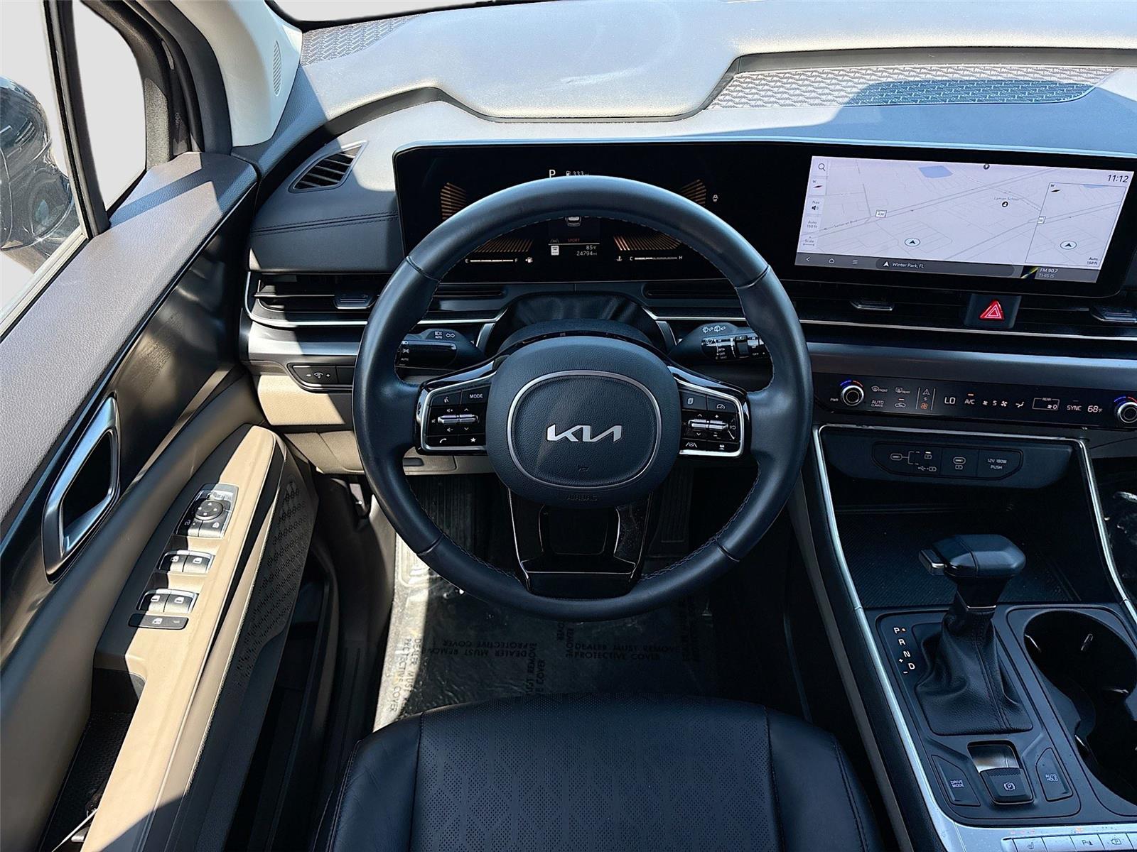 2025 Kia Carnival LXS