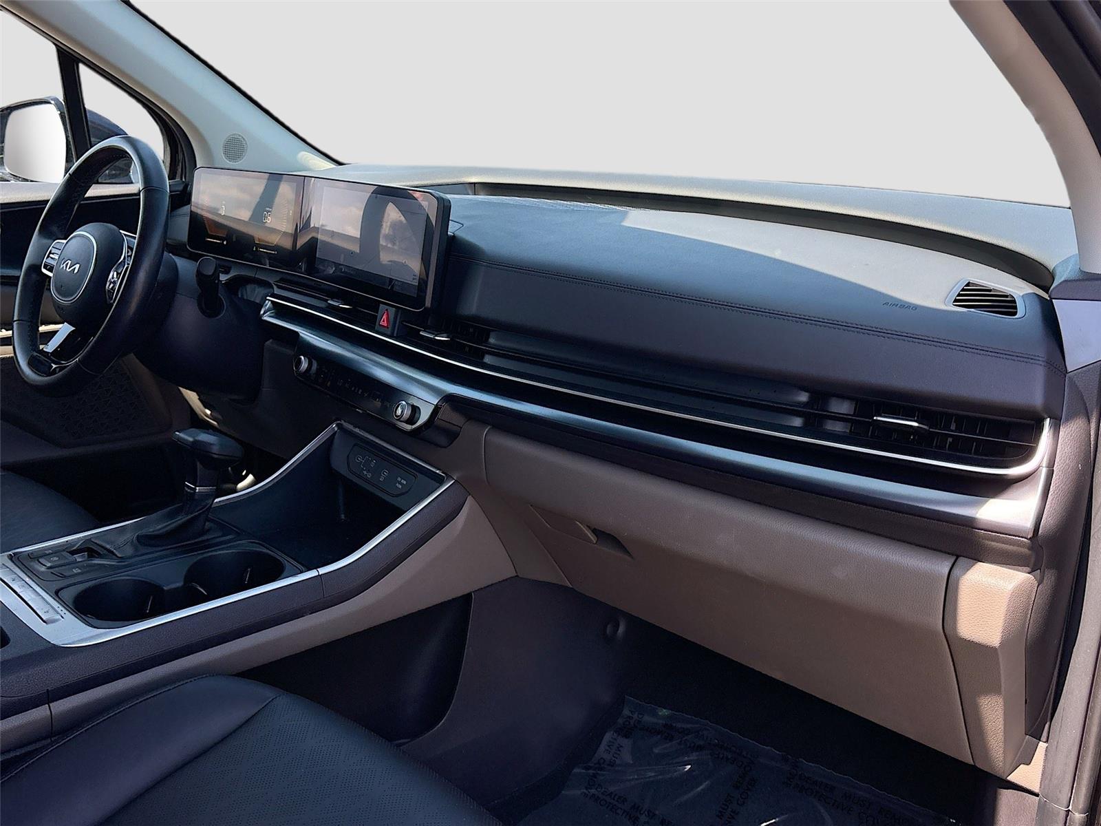 2025 Kia Carnival LXS