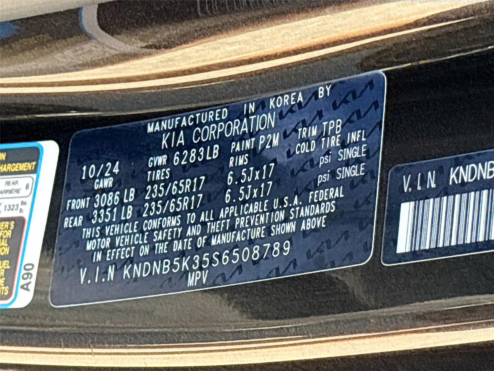 2025 Kia Carnival LXS