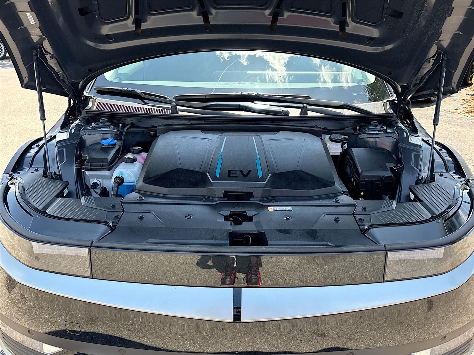 2024 Hyundai IONIQ 5 SEL