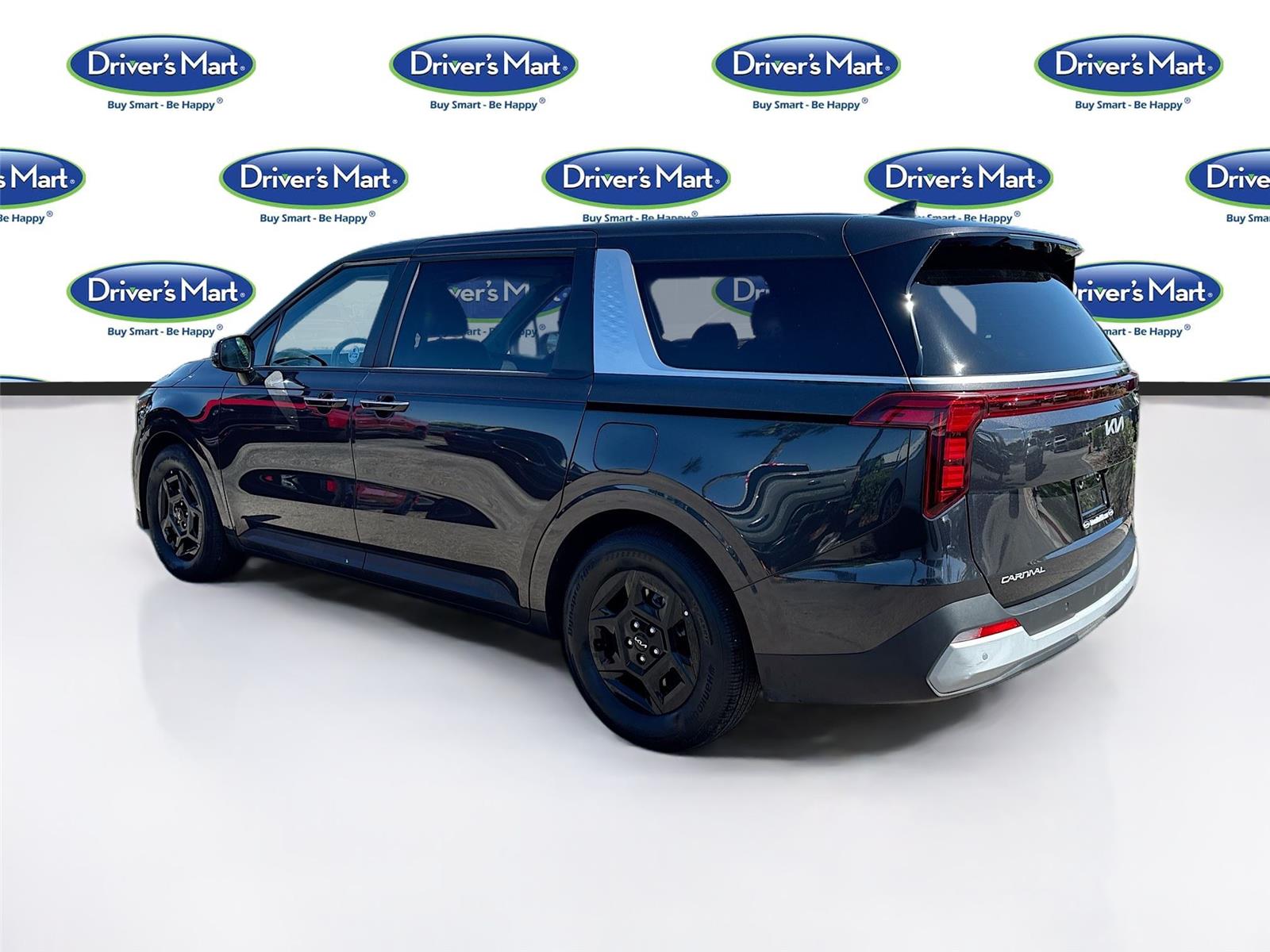 2025 Kia Carnival LXS