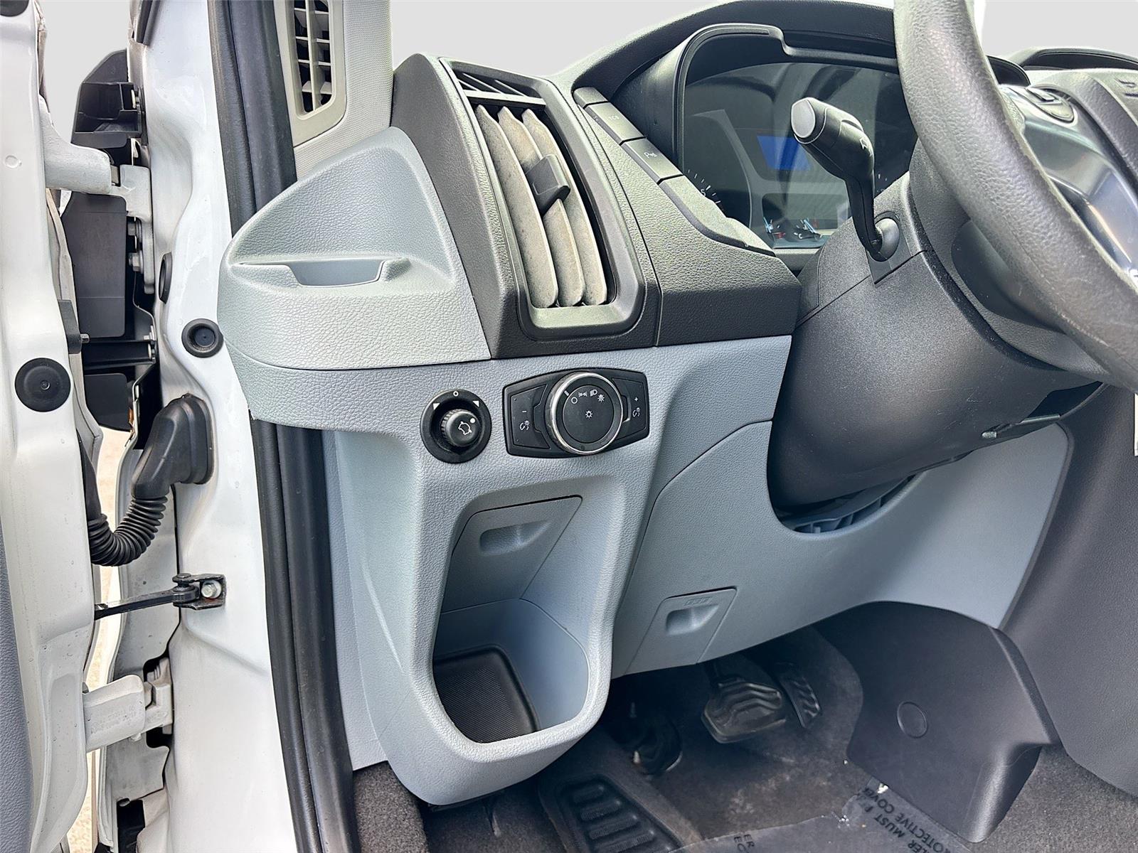 2019 Ford Transit Passenger Wagon XLT