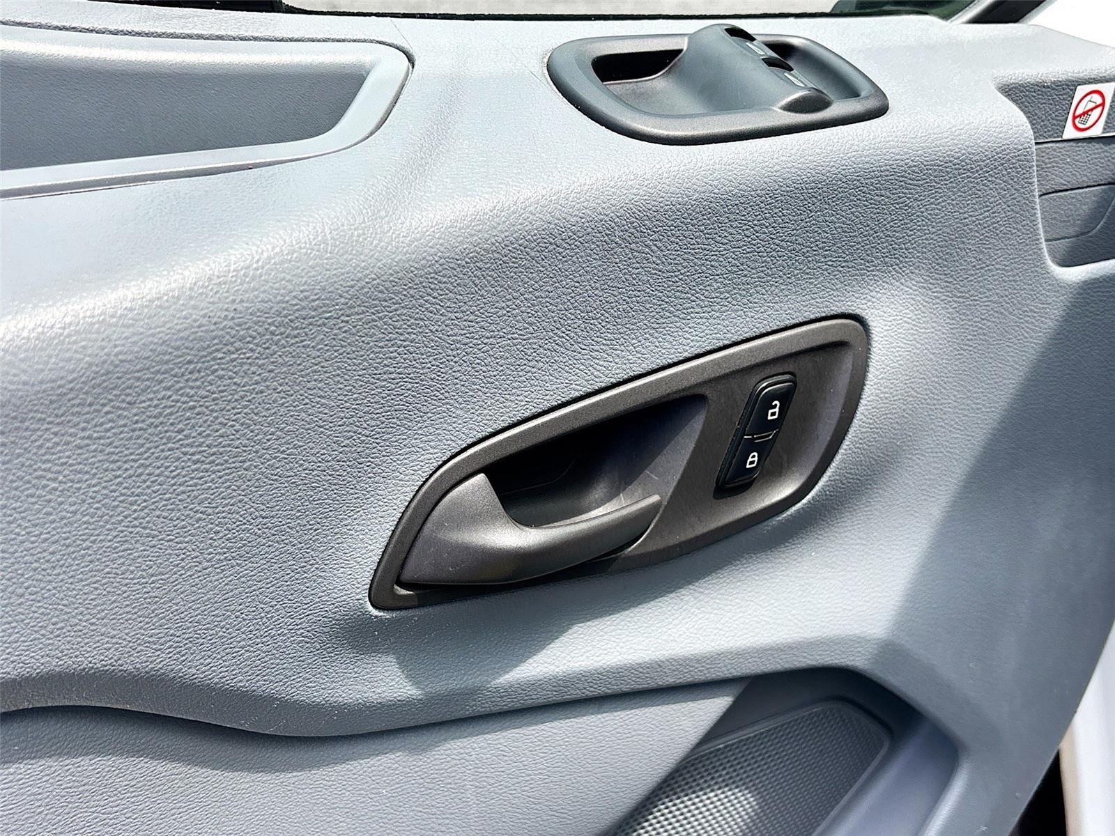 2019 Ford Transit Passenger Wagon XLT