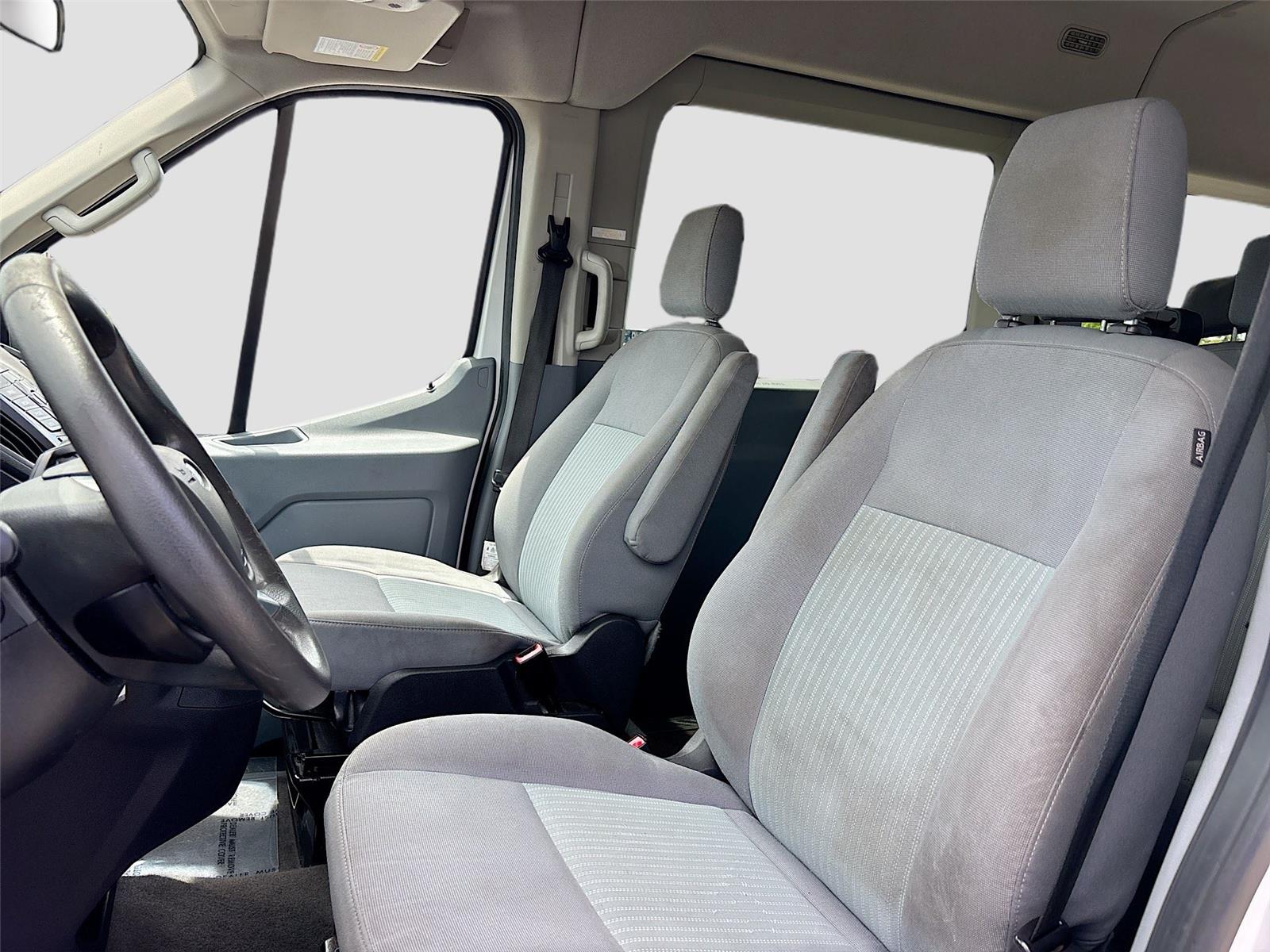 2019 Ford Transit Passenger Wagon XLT