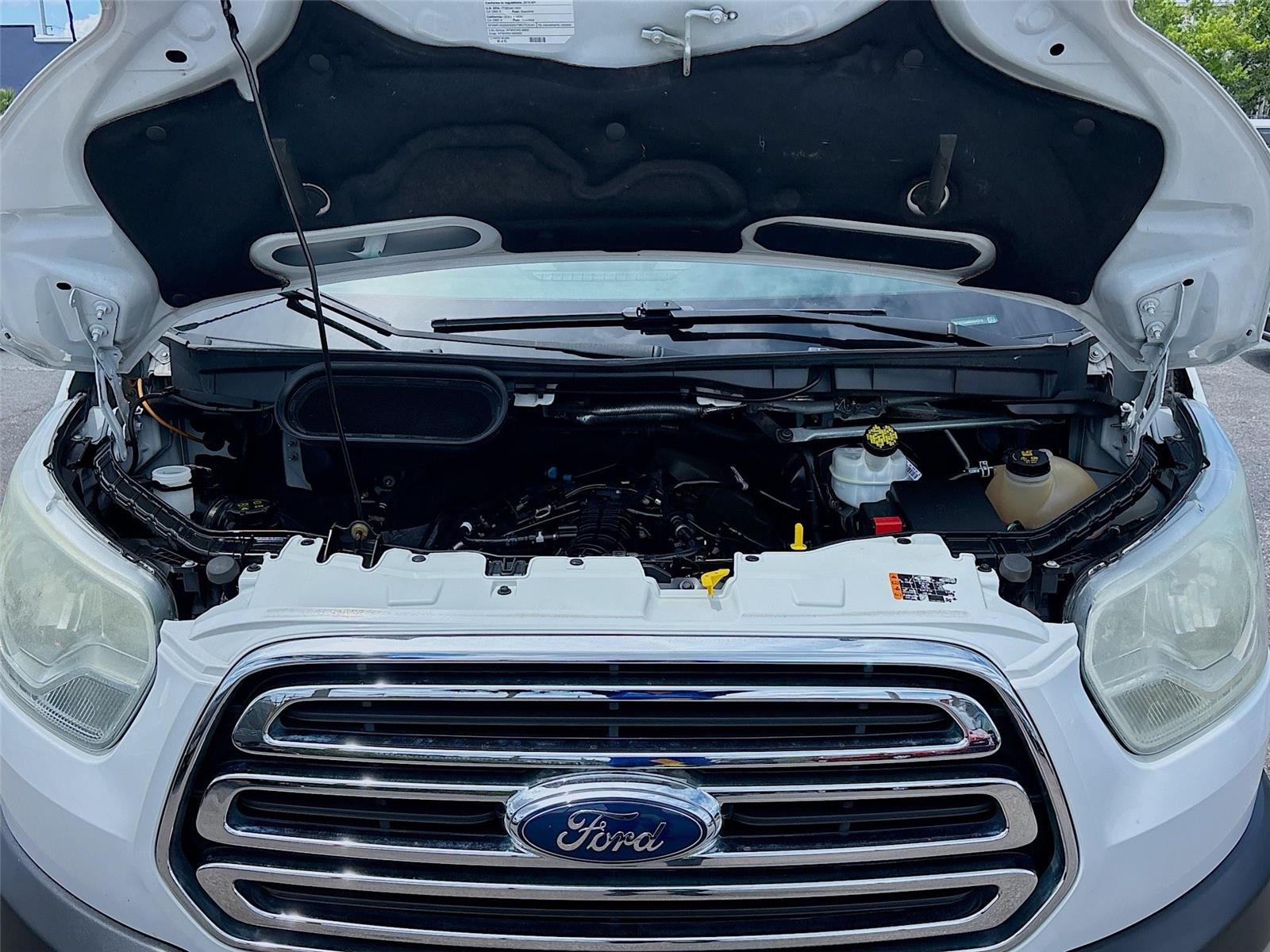 2019 Ford Transit Passenger Wagon XLT
