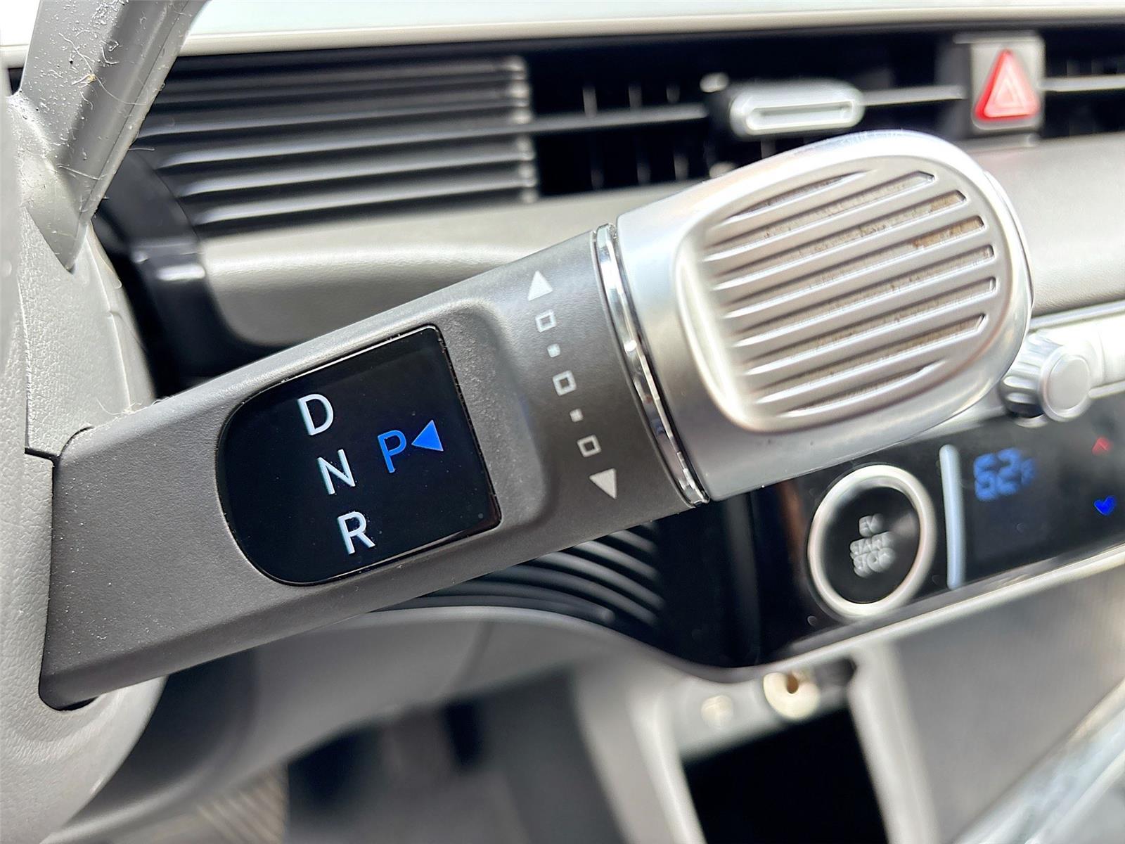 2024 Hyundai IONIQ 5 SE