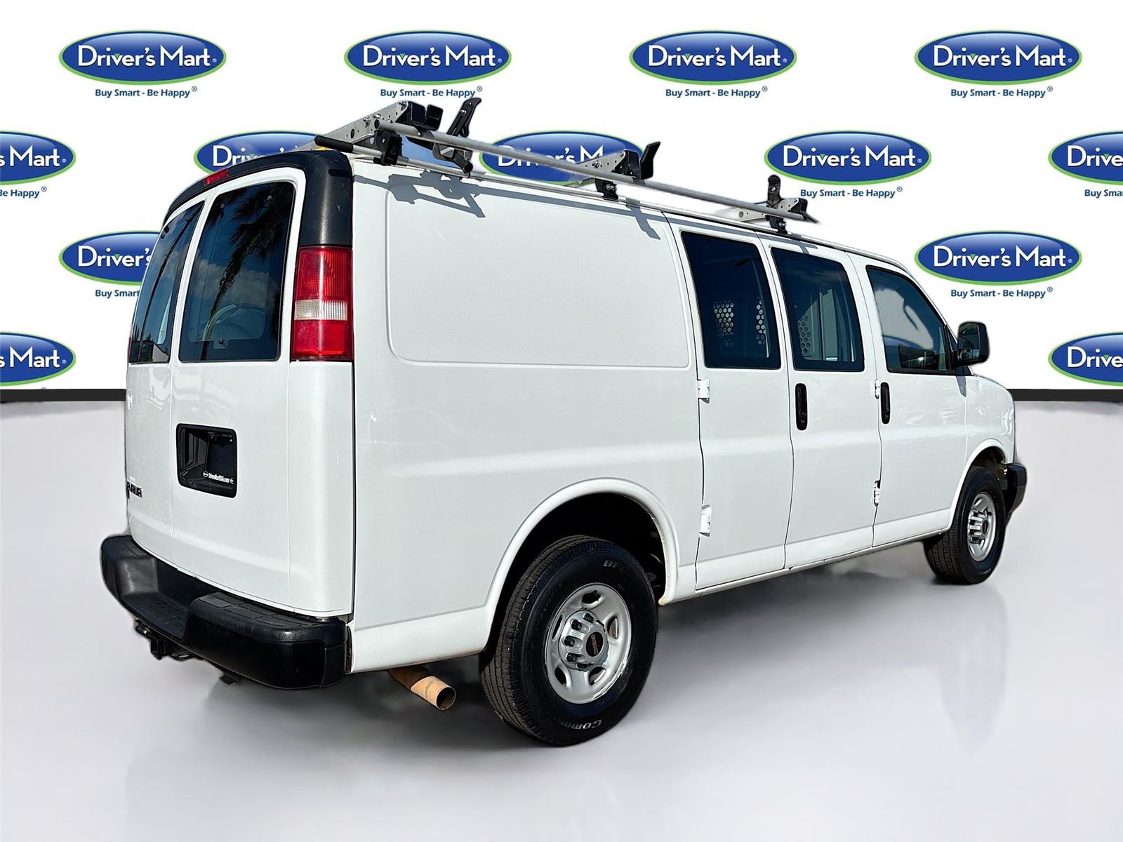 2017 GMC Savana Cargo Van