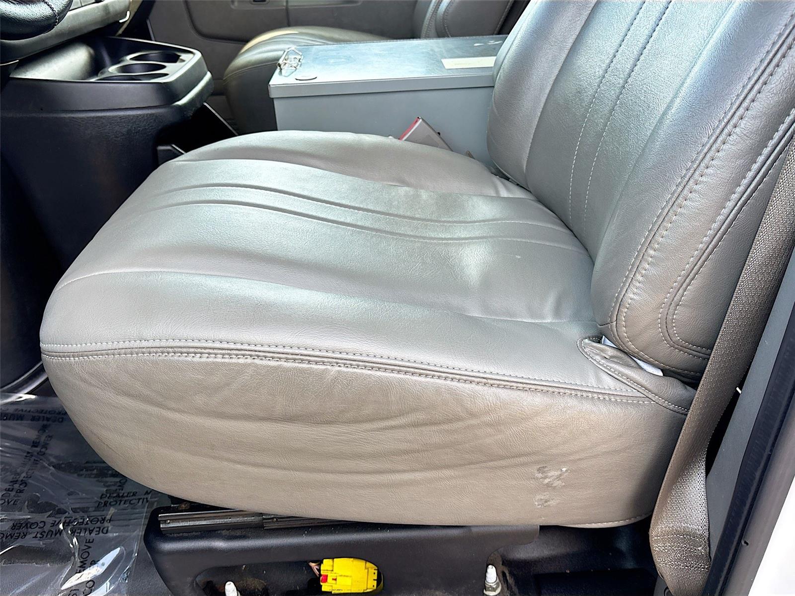 2017 GMC Savana Cargo Van