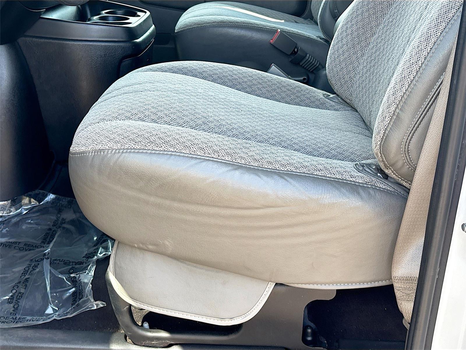2019 Chevrolet Express Passenger LT