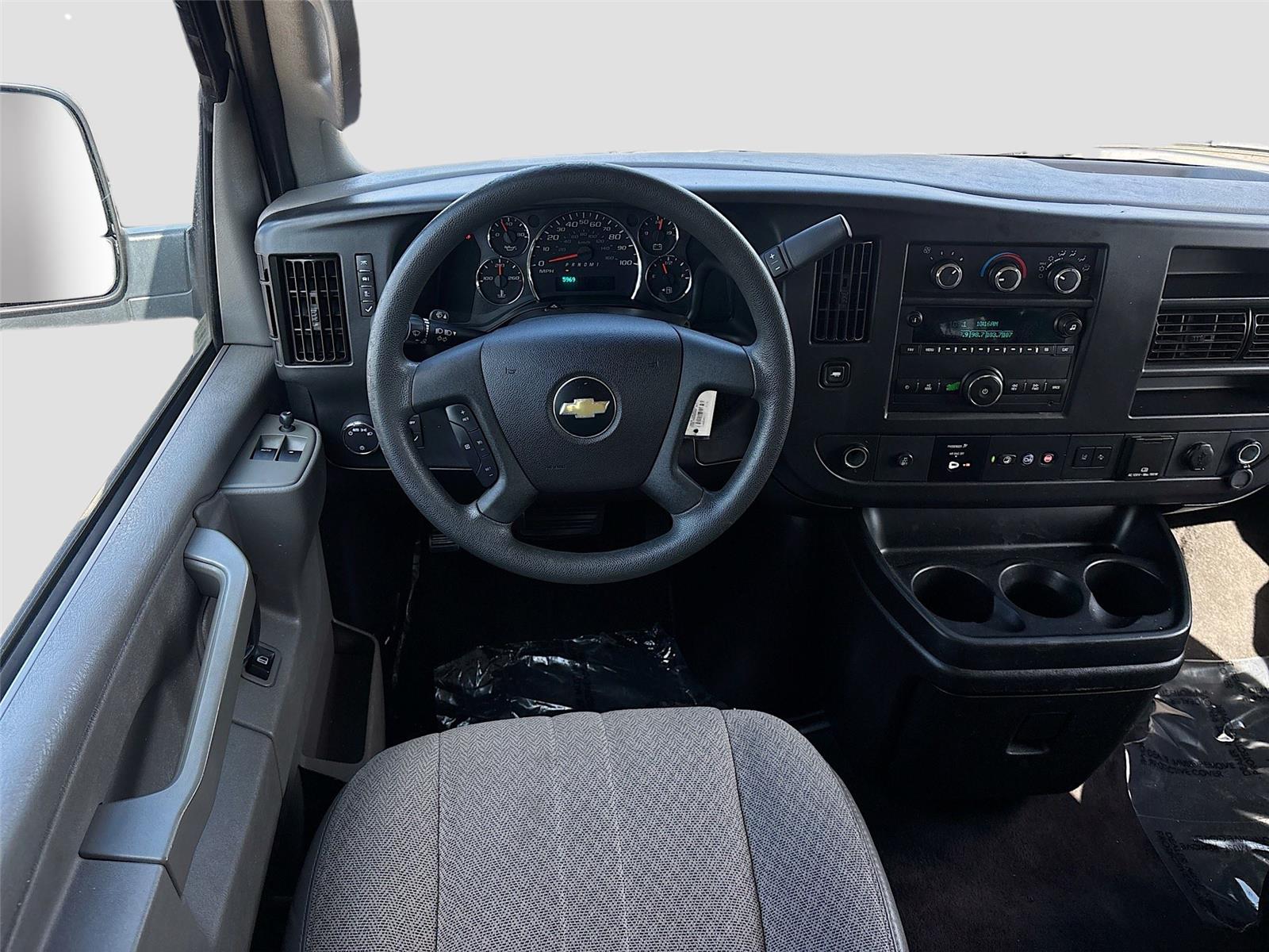 2019 Chevrolet Express Passenger LT