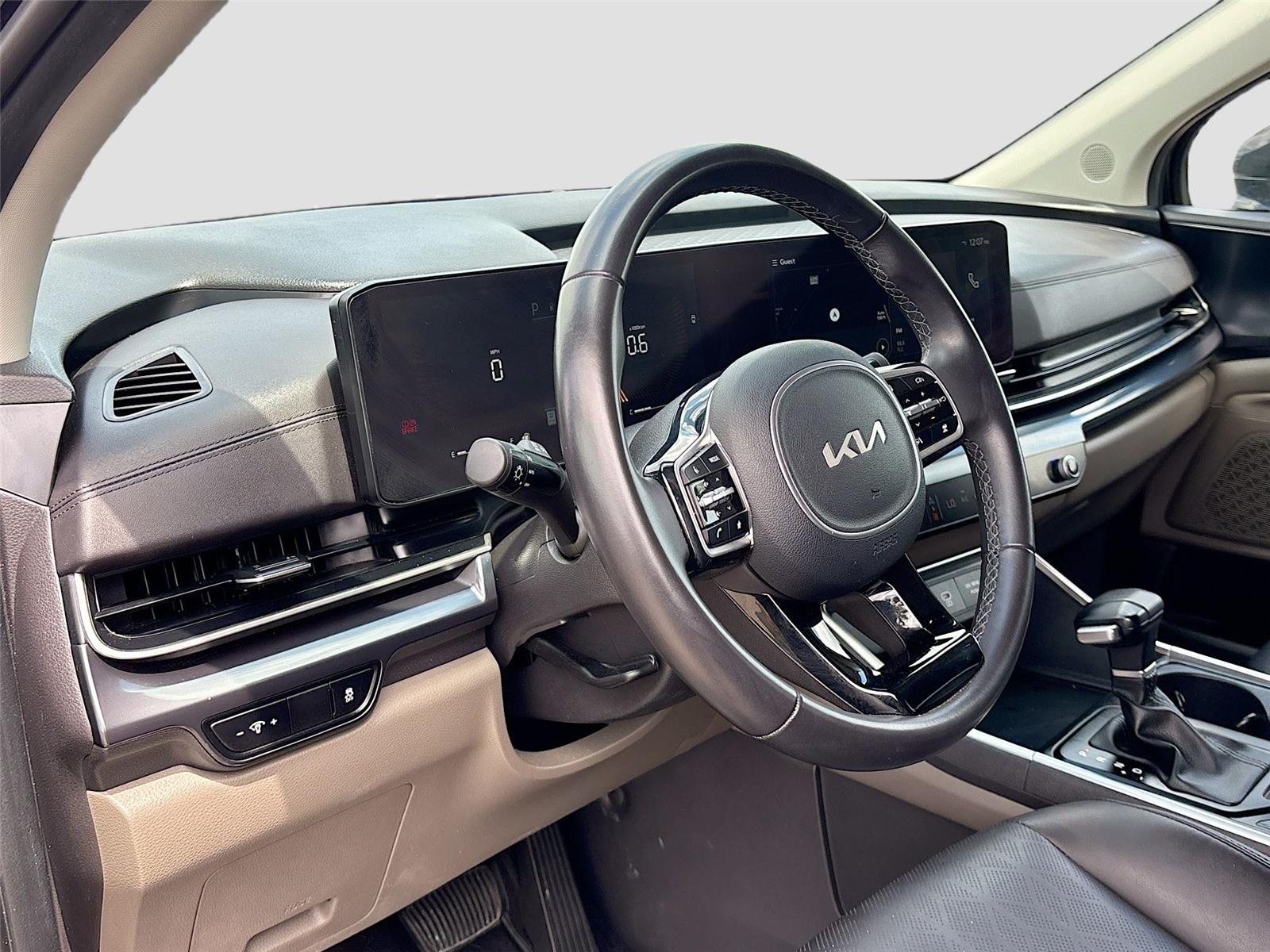 2025 Kia Carnival LXS