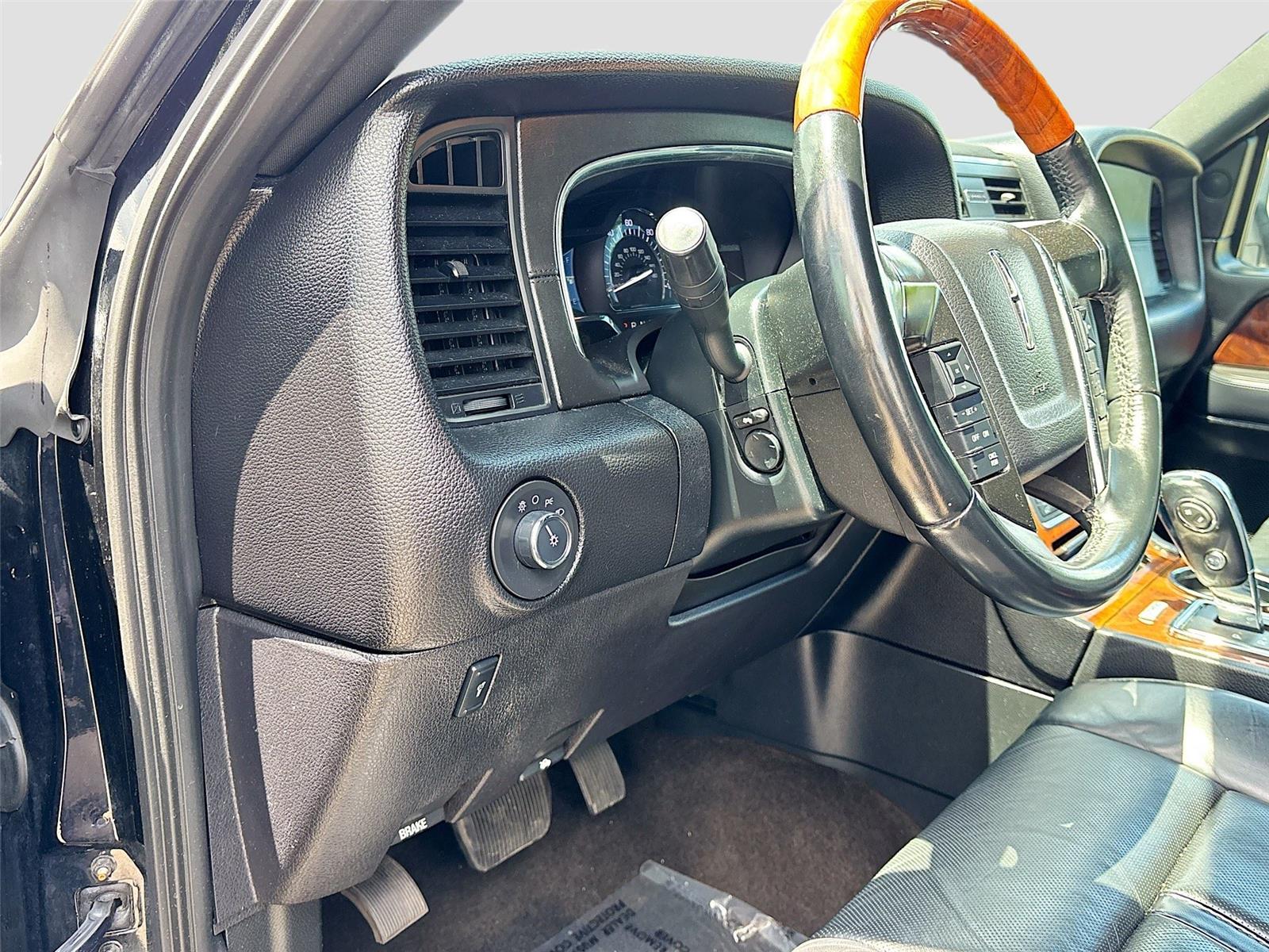 2016 Lincoln Navigator L Select