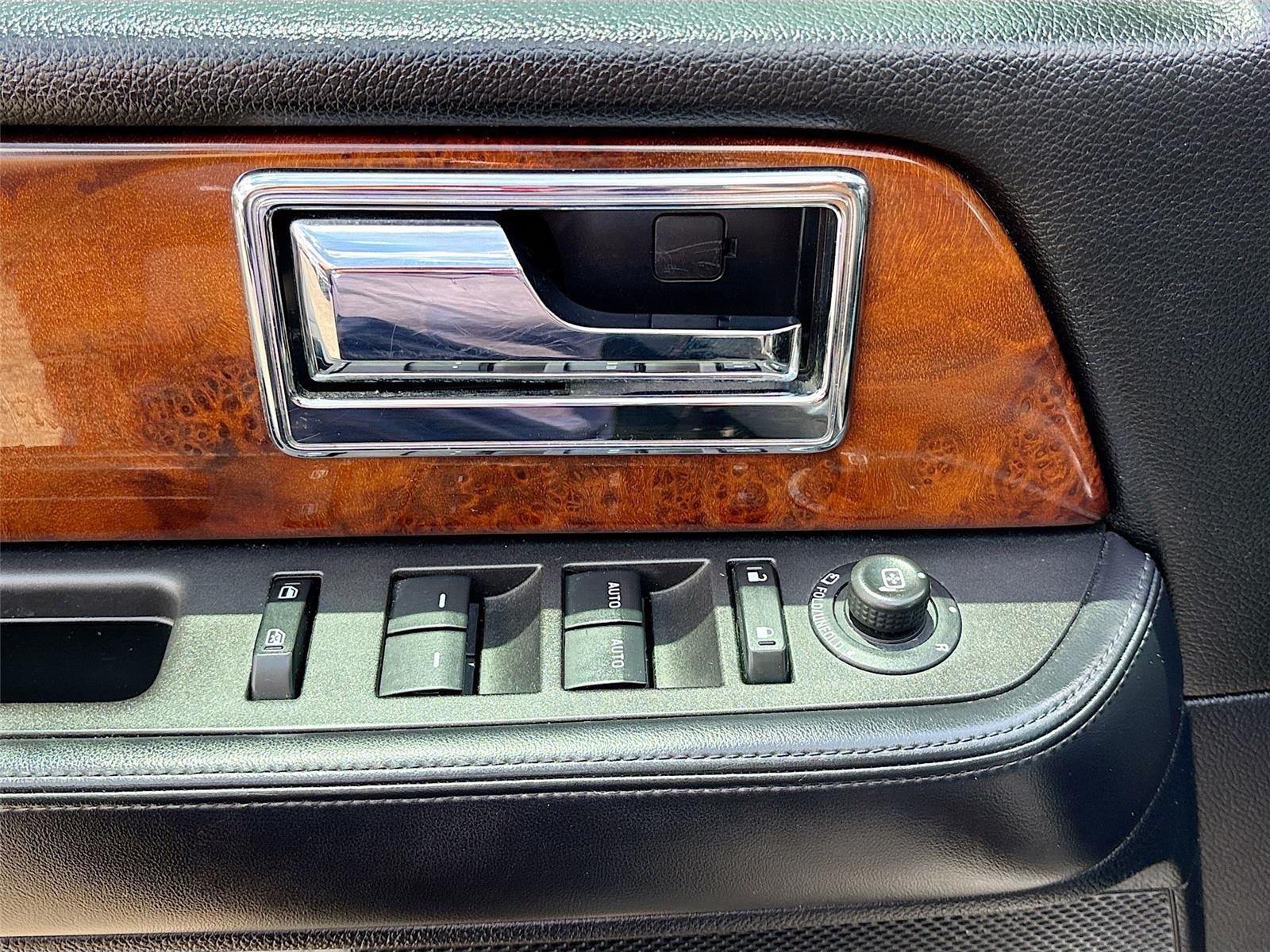 2016 Lincoln Navigator L Select