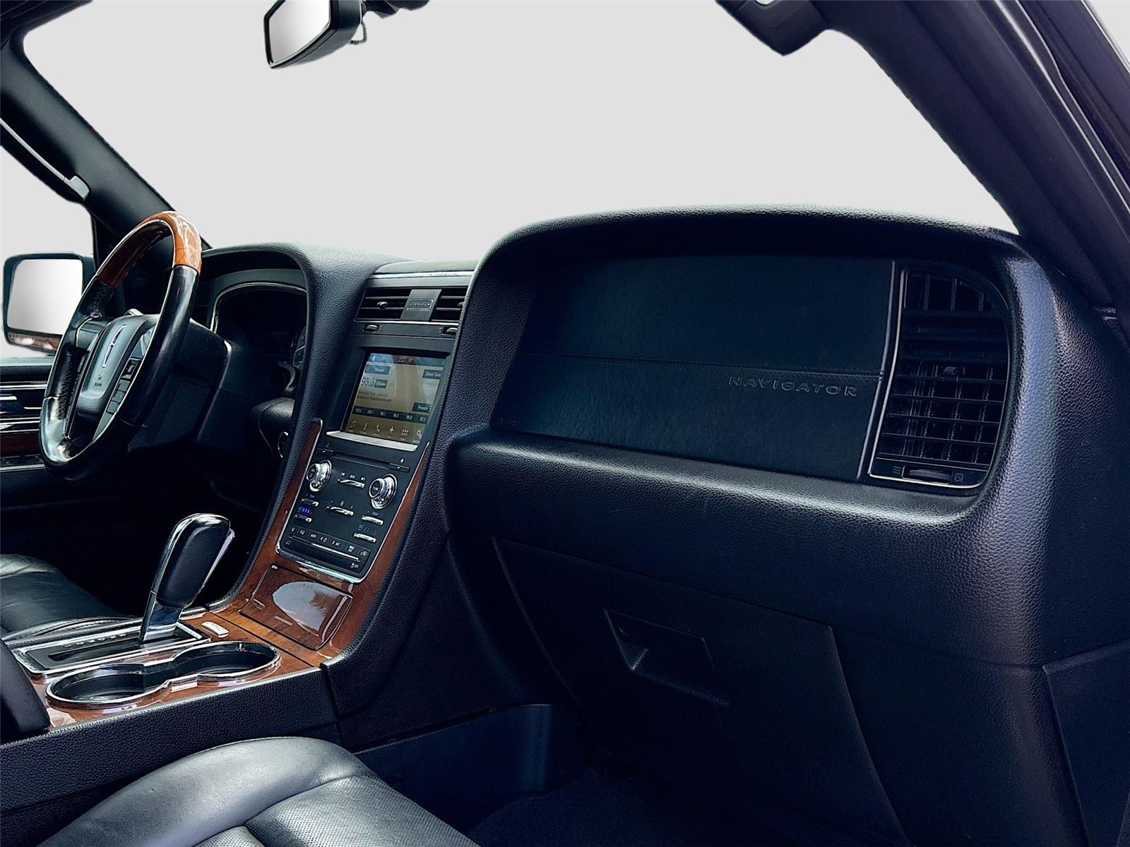 2016 Lincoln Navigator L Select