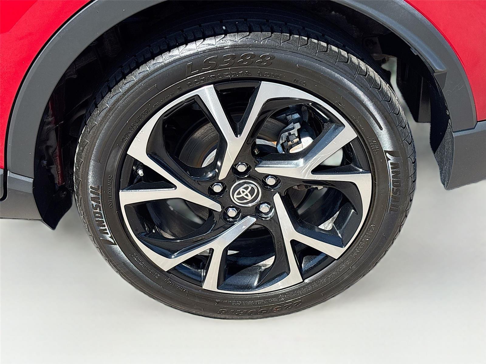 2020 Toyota C-HR XLE