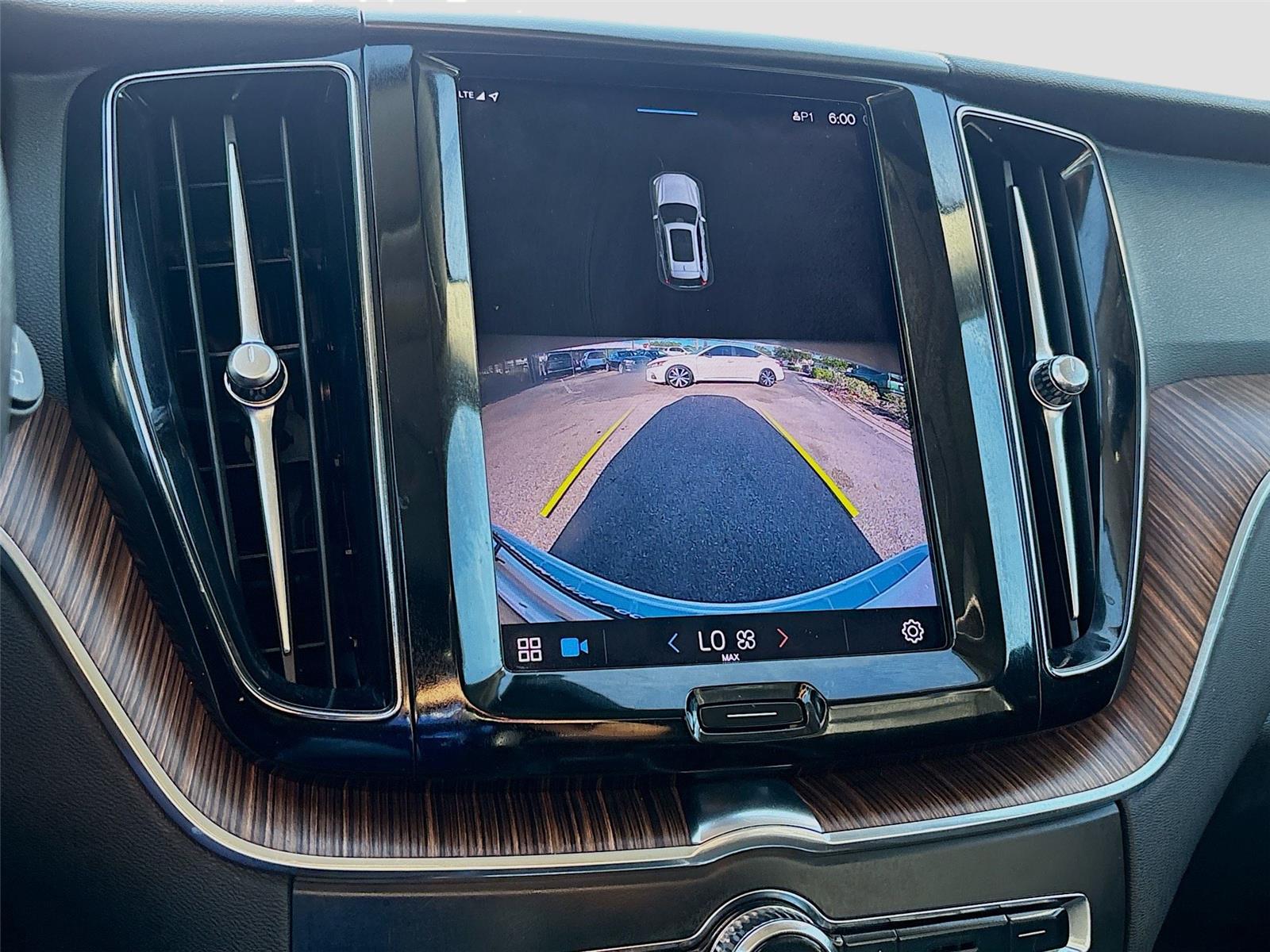 2022 Volvo XC60 Momentum