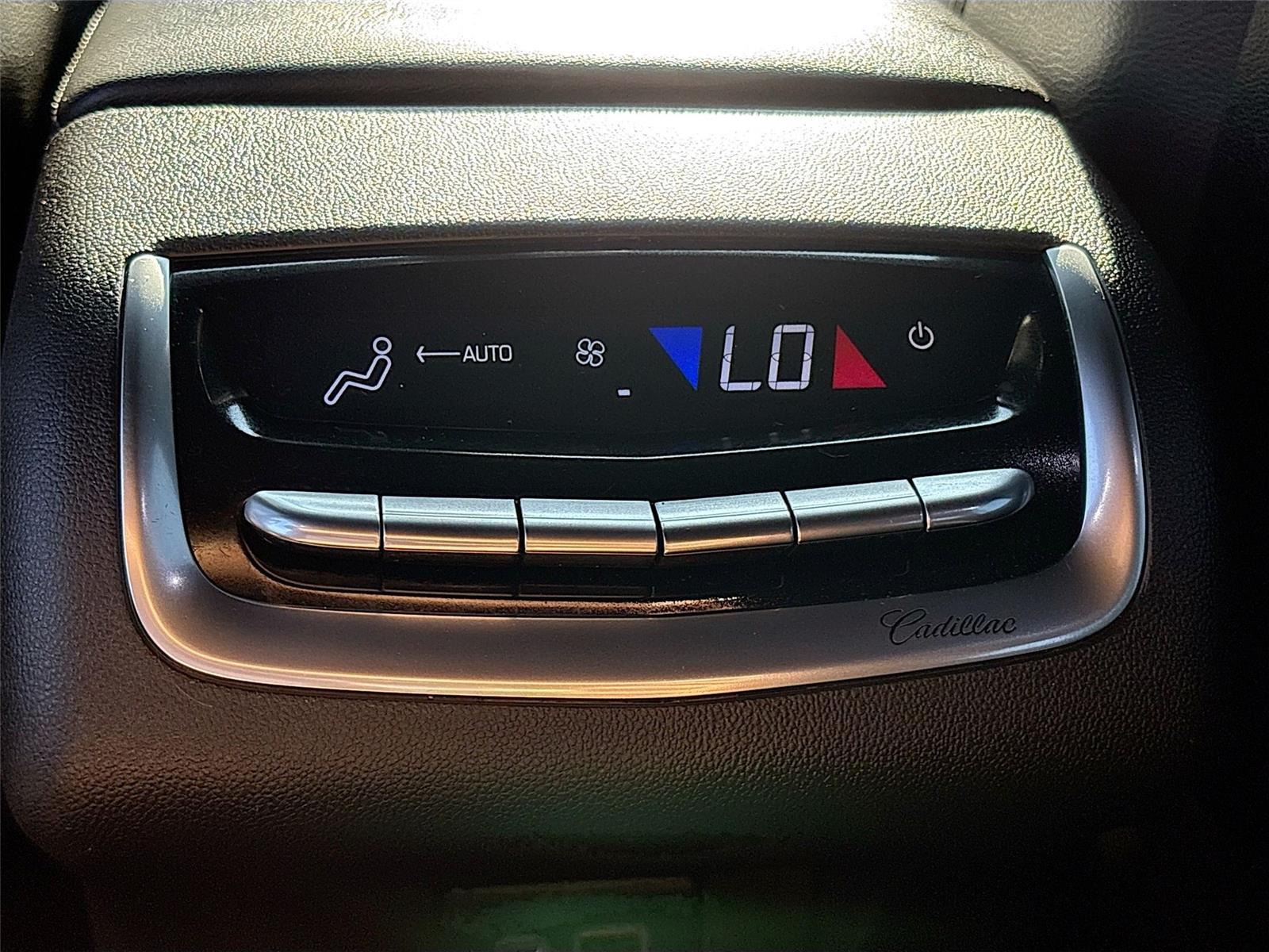 2023 Cadillac XT6 FWD Luxury
