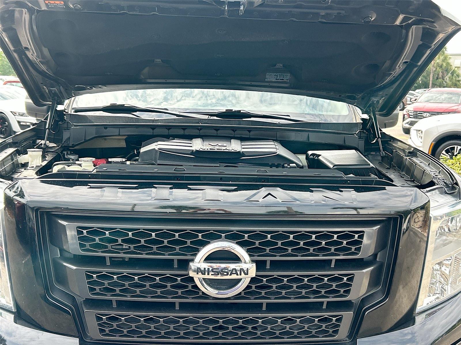 2021 Nissan Titan SV