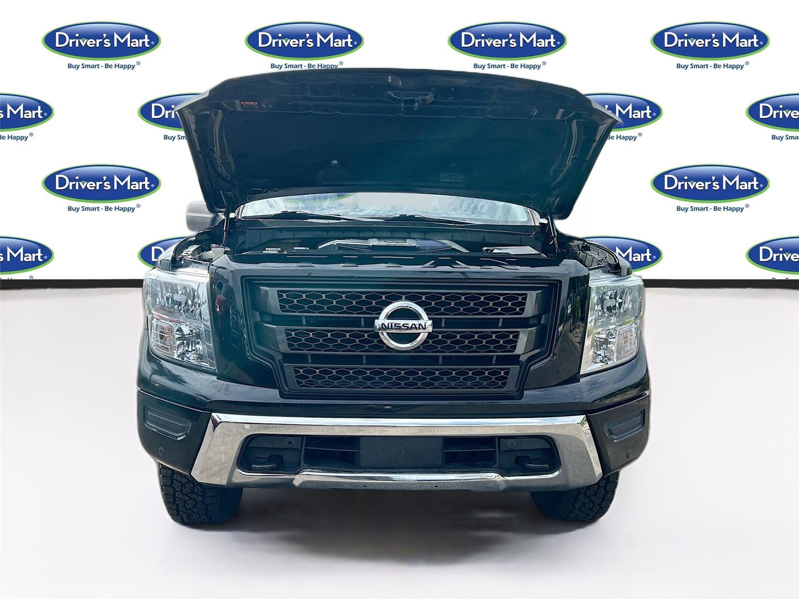 2021 Nissan Titan SV