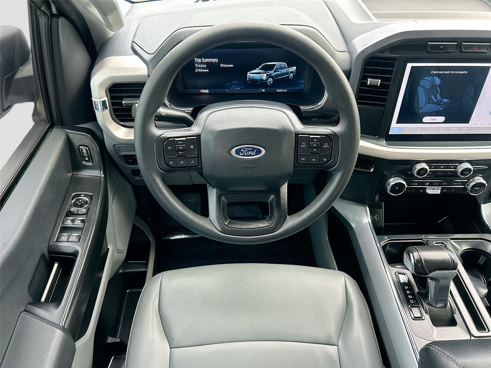 2023 Ford F-150 Lightning Pro