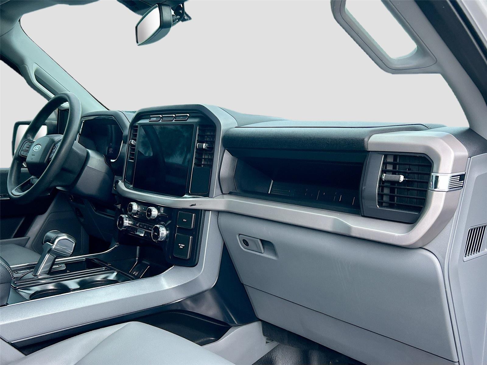2023 Ford F-150 Lightning Pro