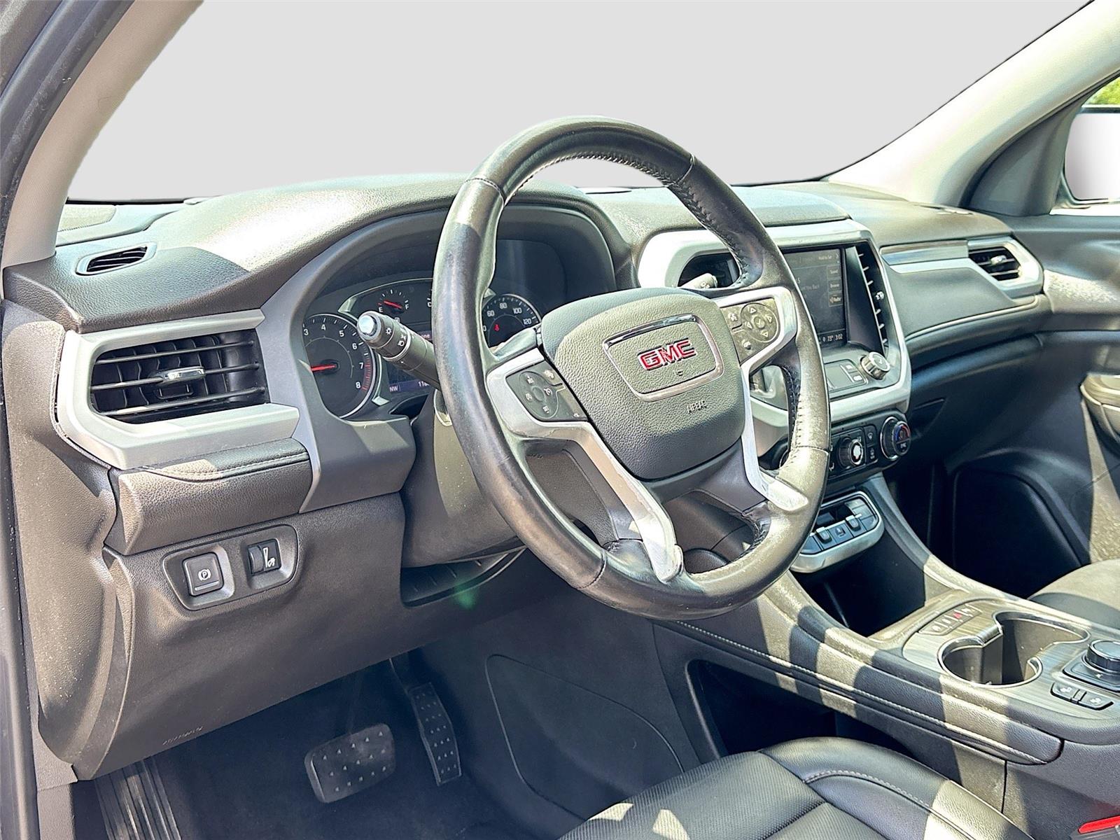 2021 GMC Acadia SLT