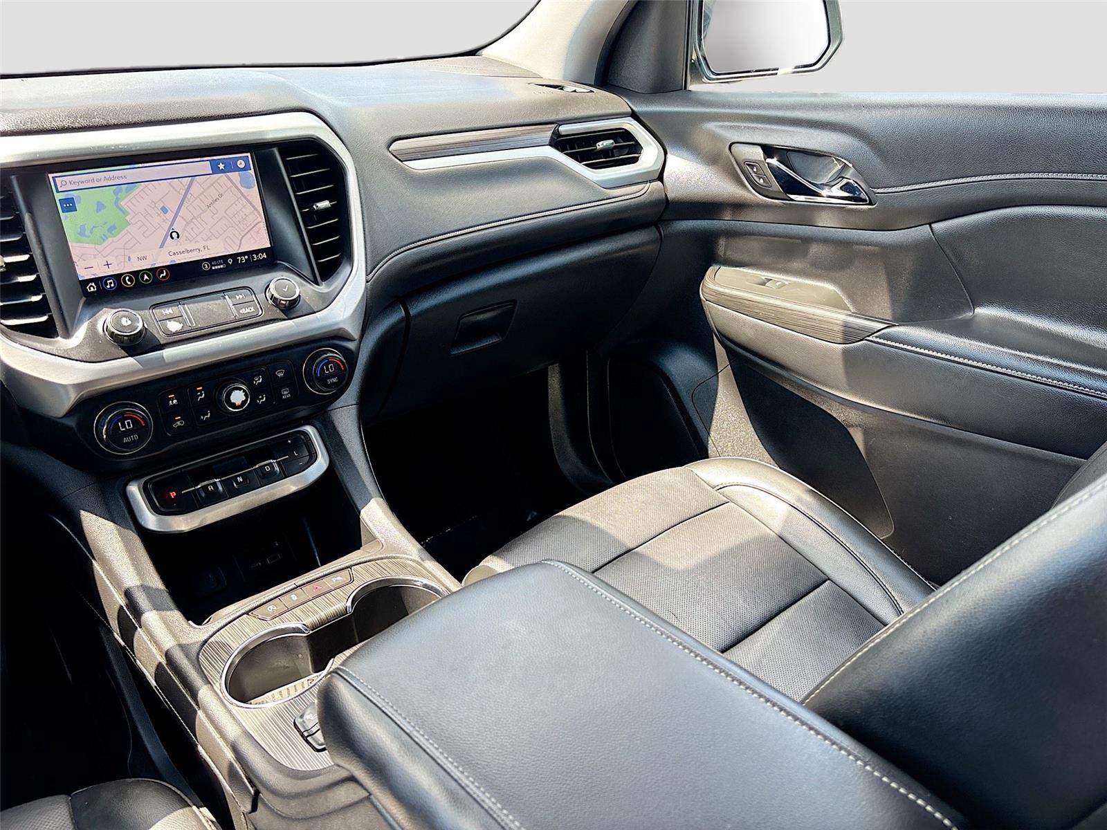 2021 GMC Acadia SLT