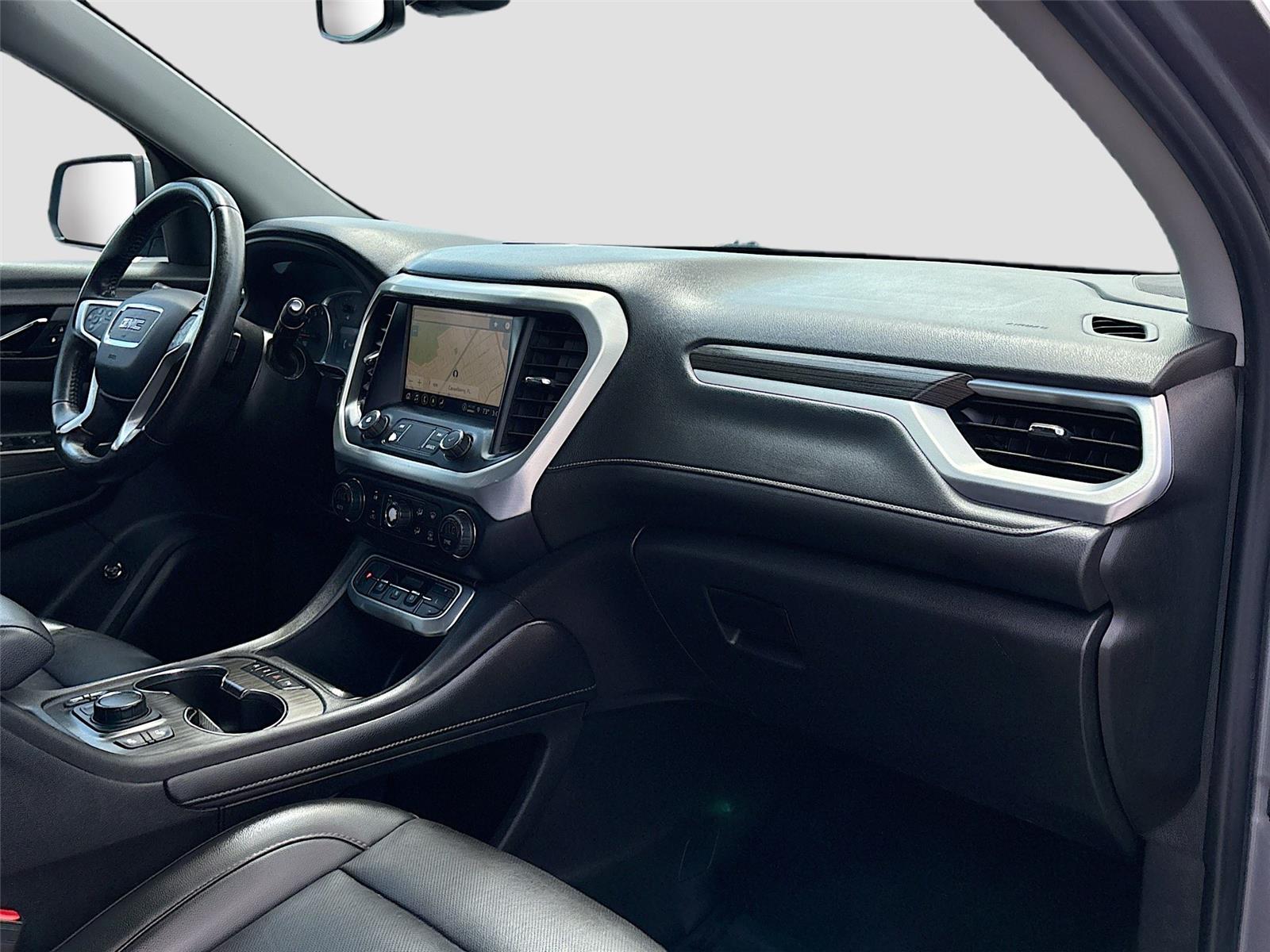 2021 GMC Acadia SLT