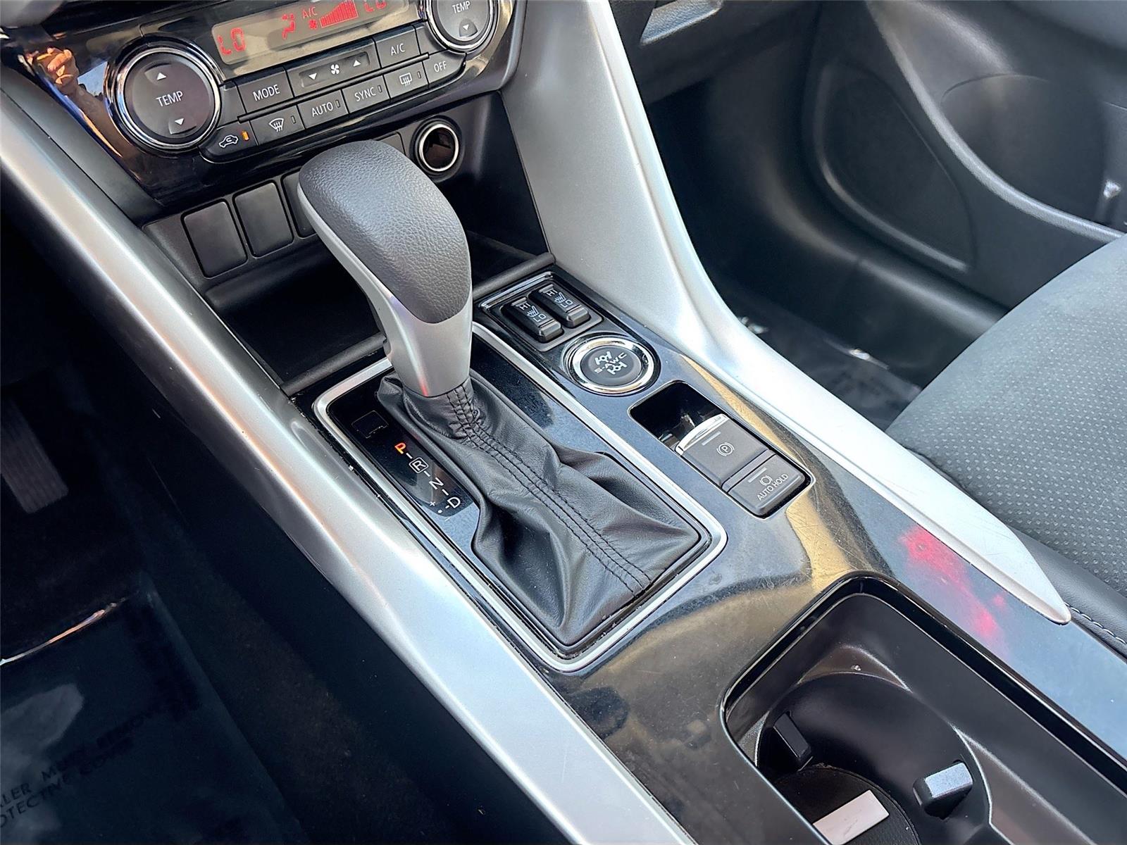 2025 Mitsubishi Eclipse Cross SE