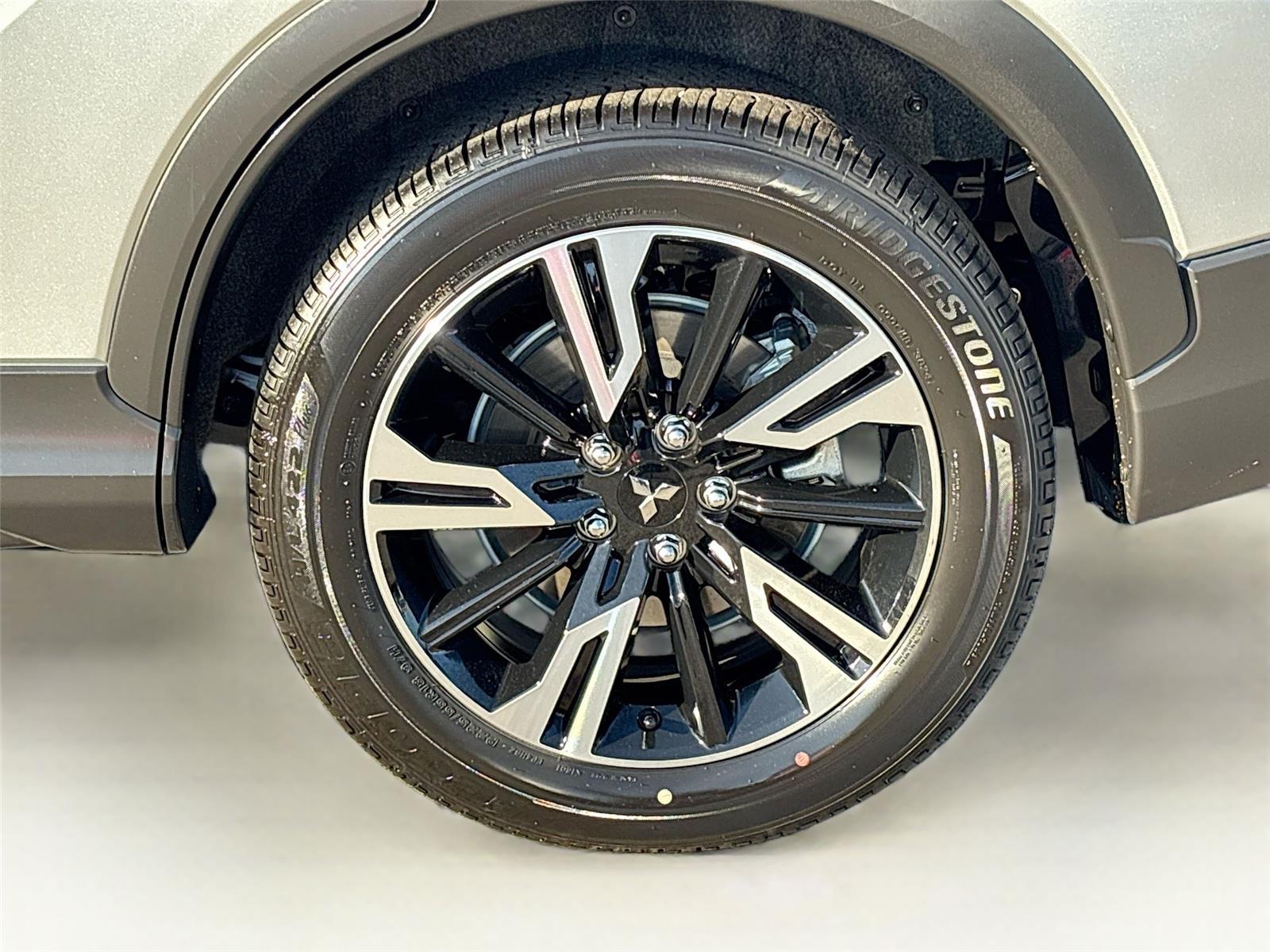 2025 Mitsubishi Eclipse Cross SE