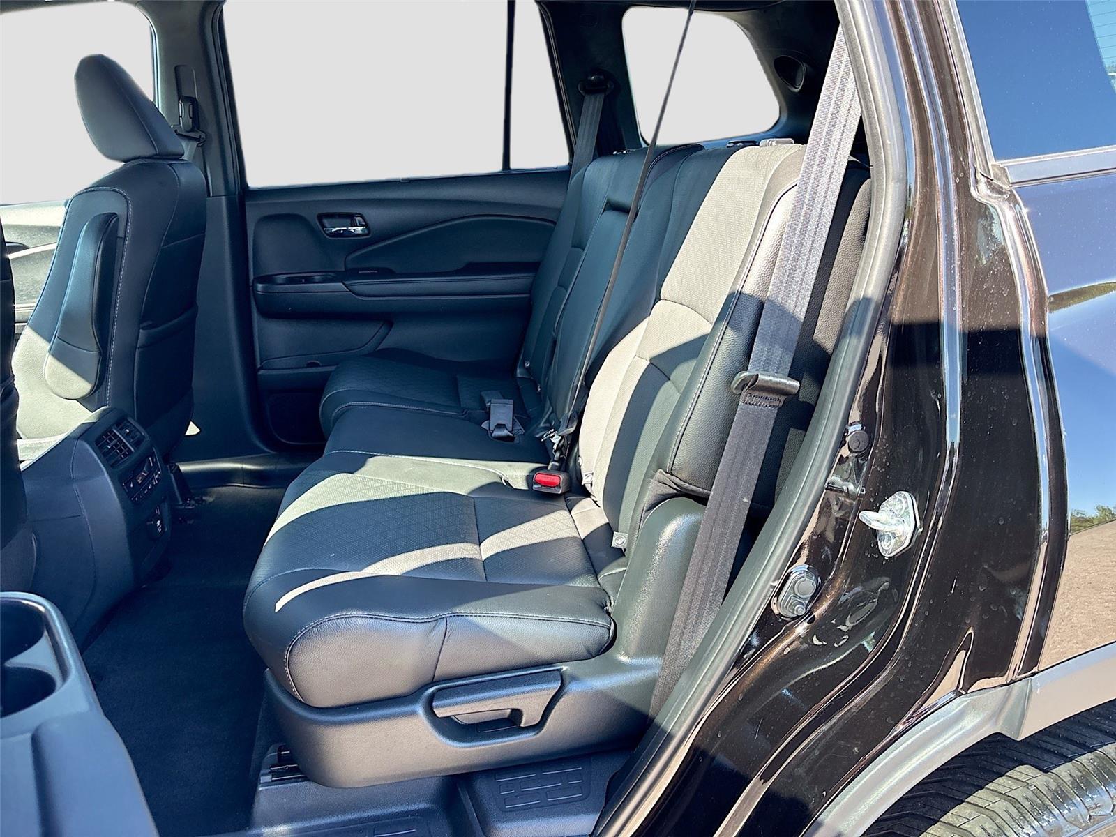 2021 Honda Passport Elite
