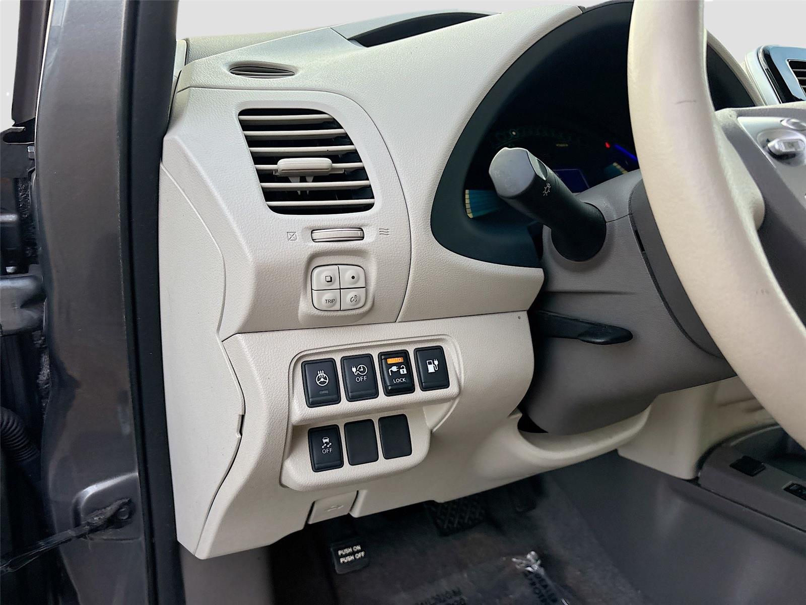 2016 Nissan LEAF SV