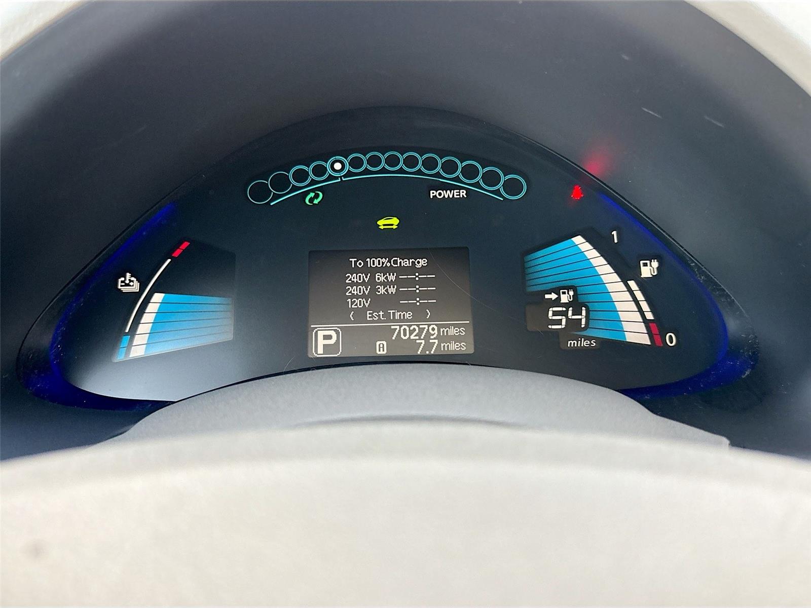 2016 Nissan LEAF SV