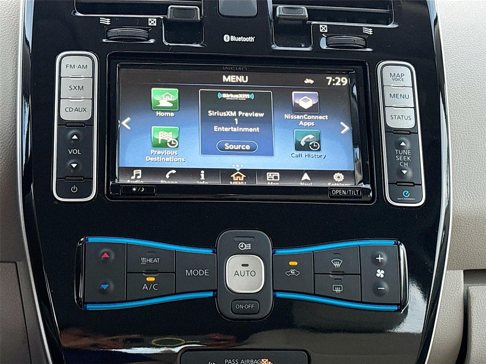 2016 Nissan LEAF SV