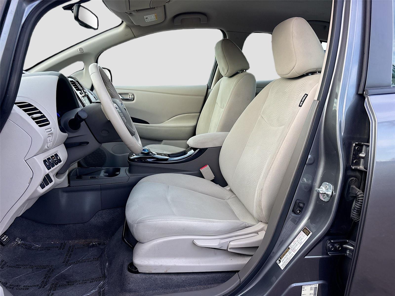 2016 Nissan LEAF SV