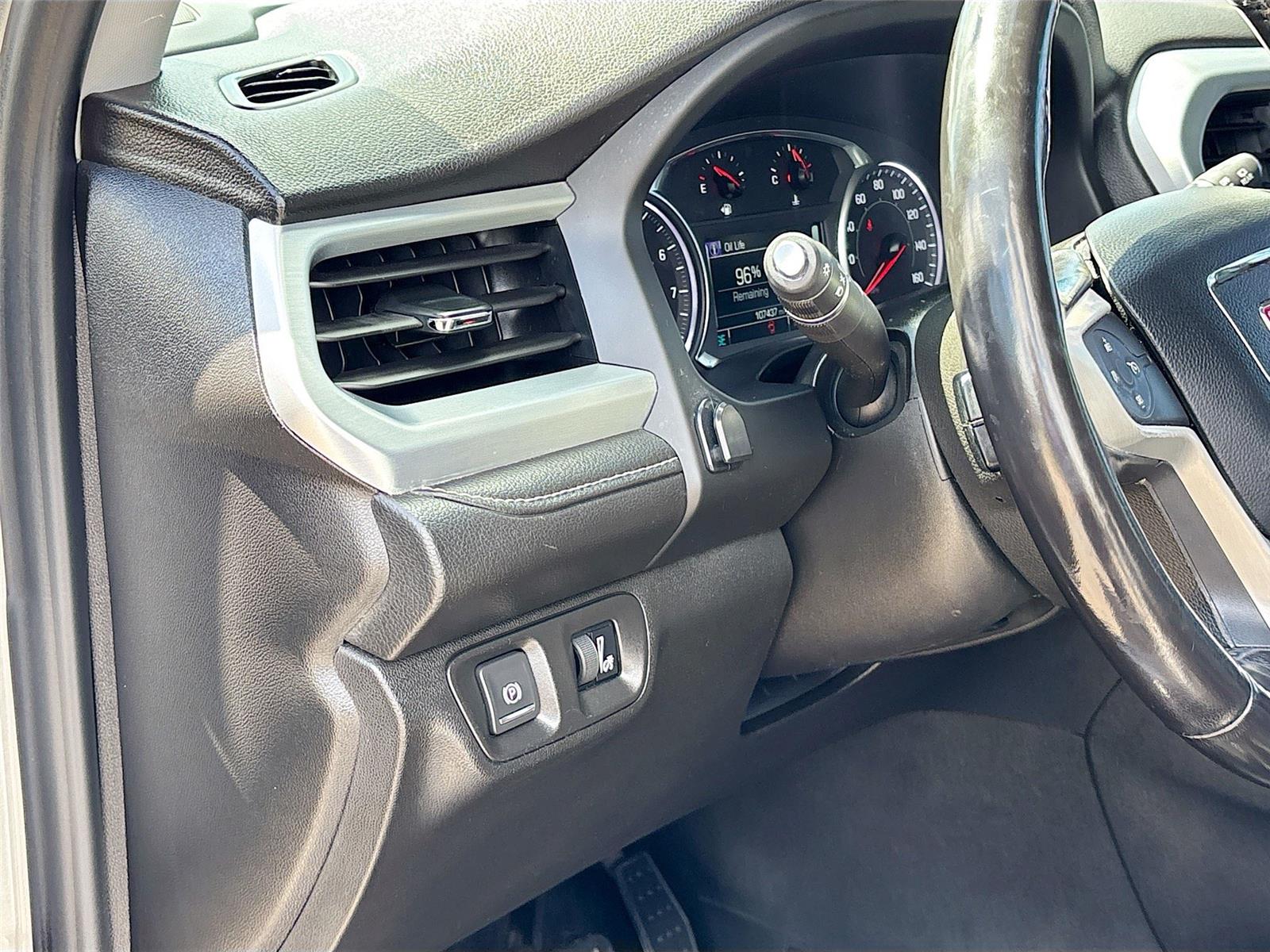 2019 GMC Acadia SLT