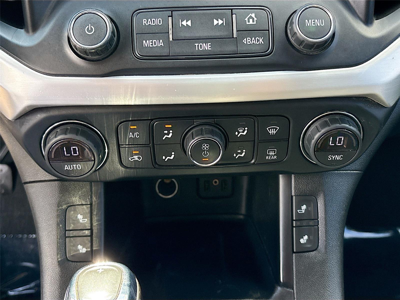 2019 GMC Acadia SLT