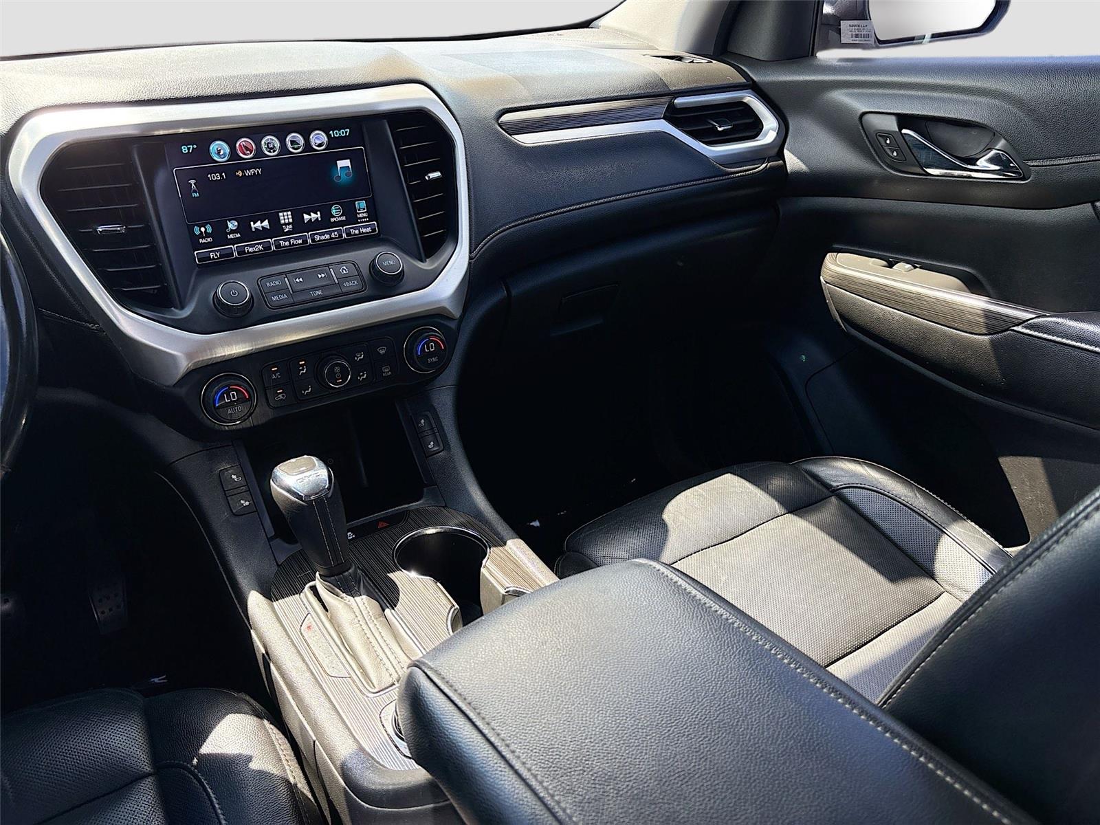 2019 GMC Acadia SLT