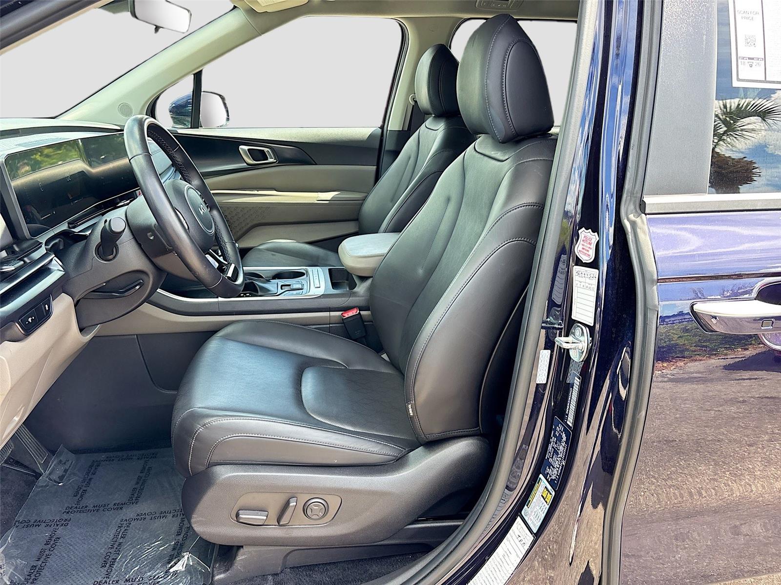 2025 Kia Carnival LXS