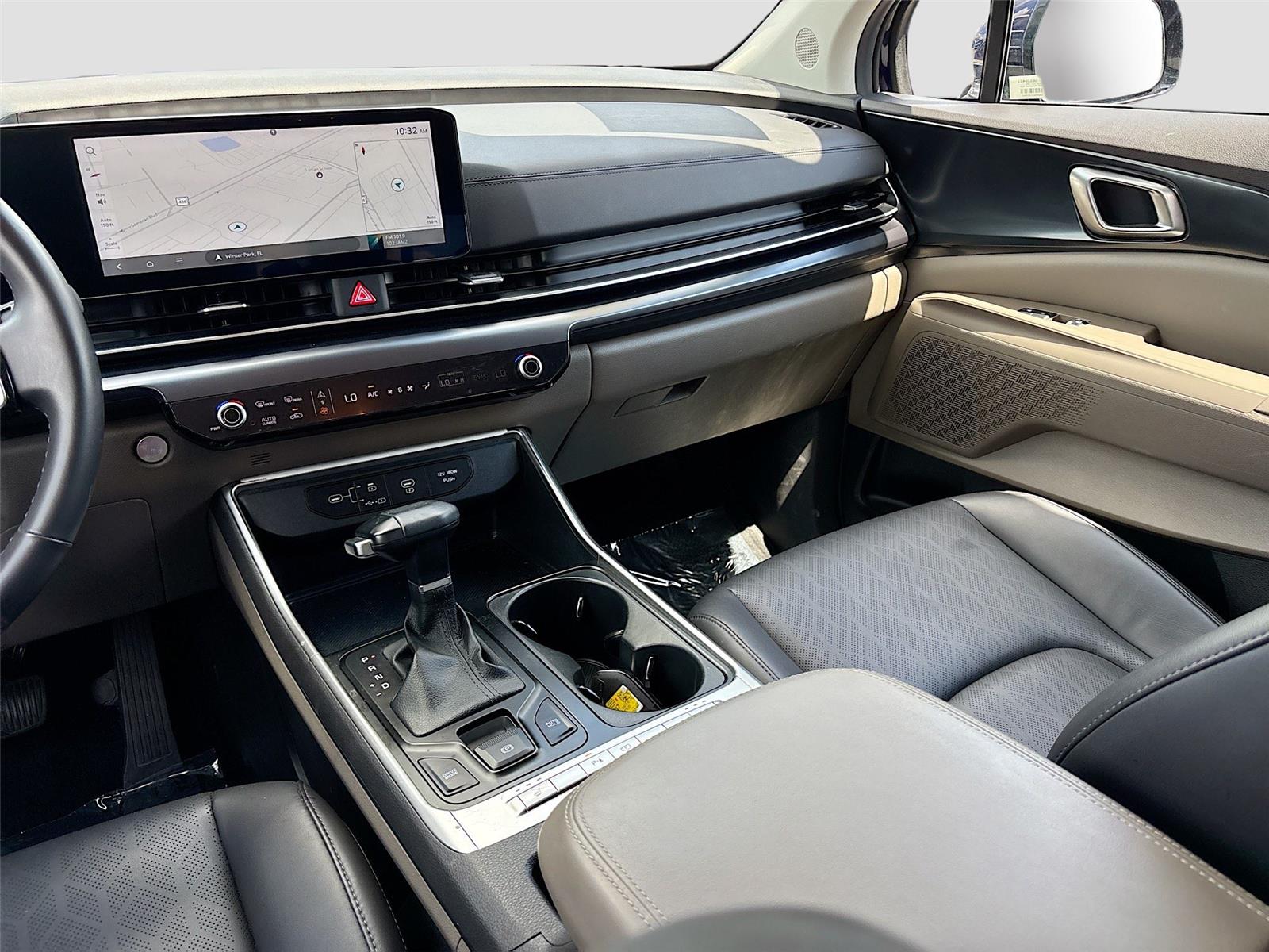 2025 Kia Carnival LXS