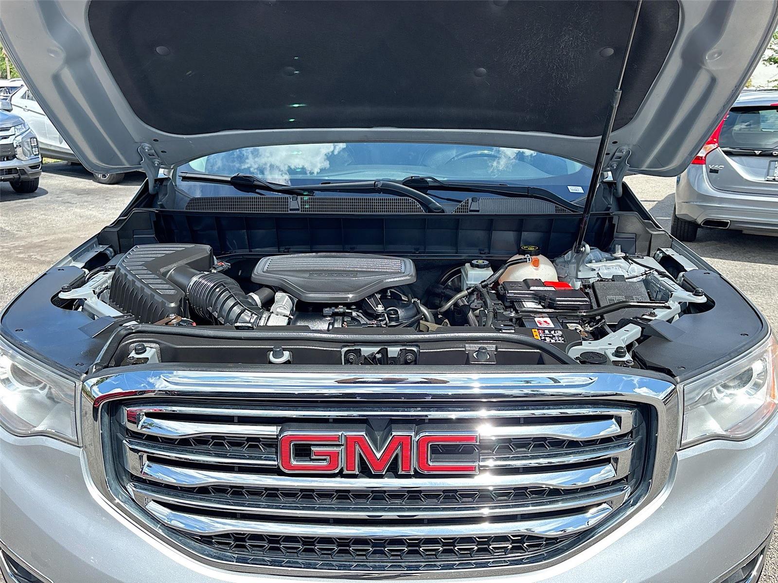 2019 GMC Acadia SLT
