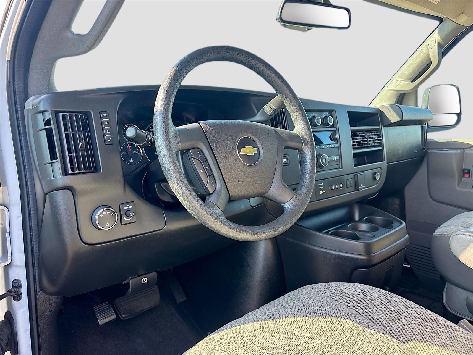 2020 Chevrolet Express Passenger LT
