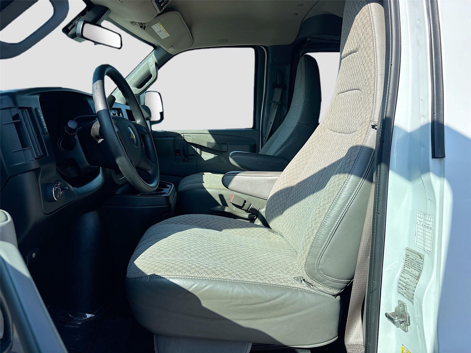 2020 Chevrolet Express Passenger LT