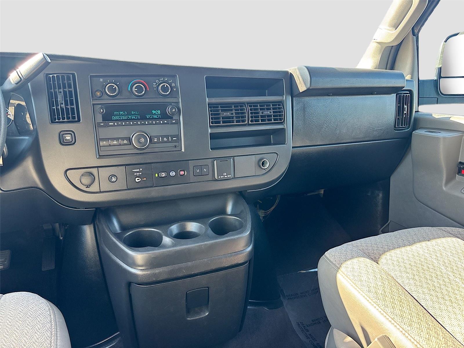 2020 Chevrolet Express Passenger LT