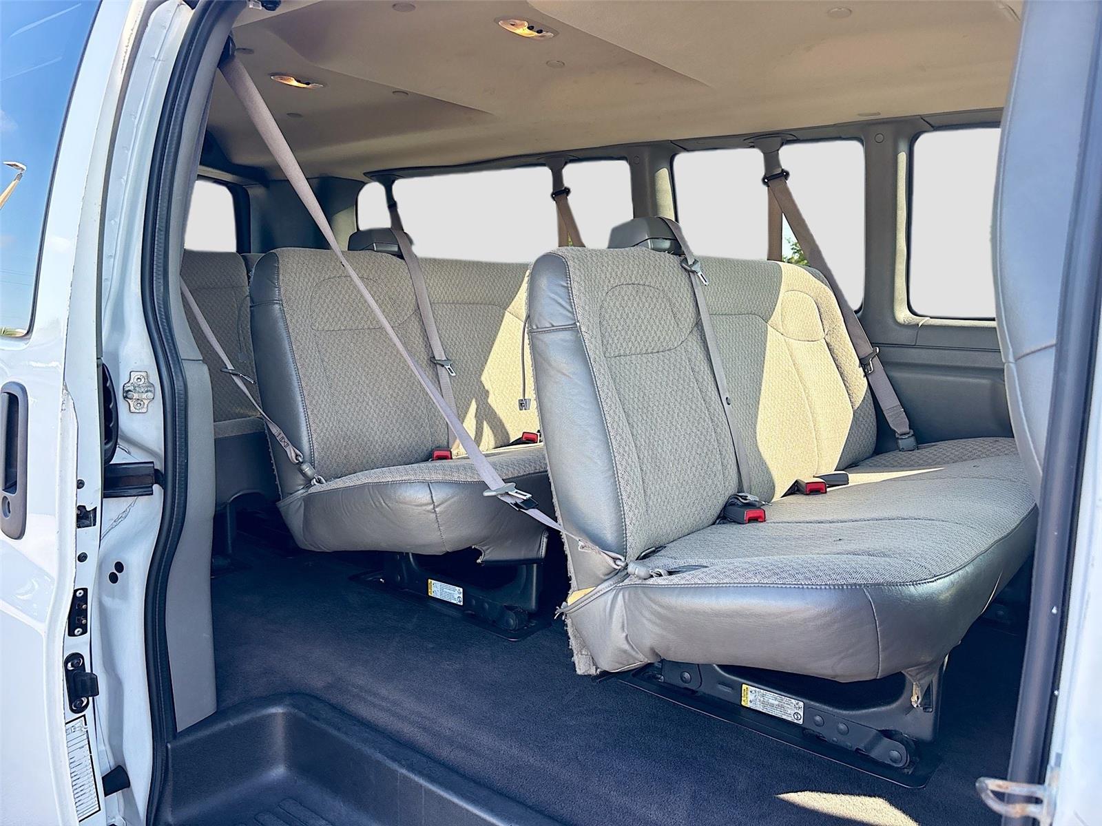 2020 Chevrolet Express Passenger LT