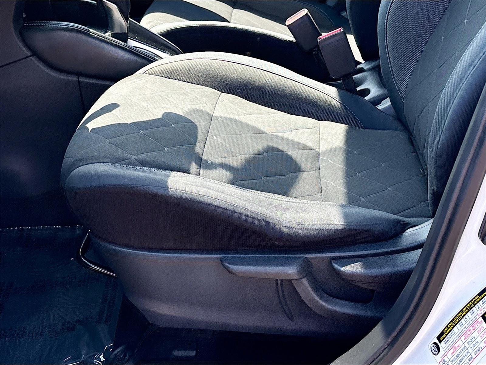 2018 Nissan Kicks S