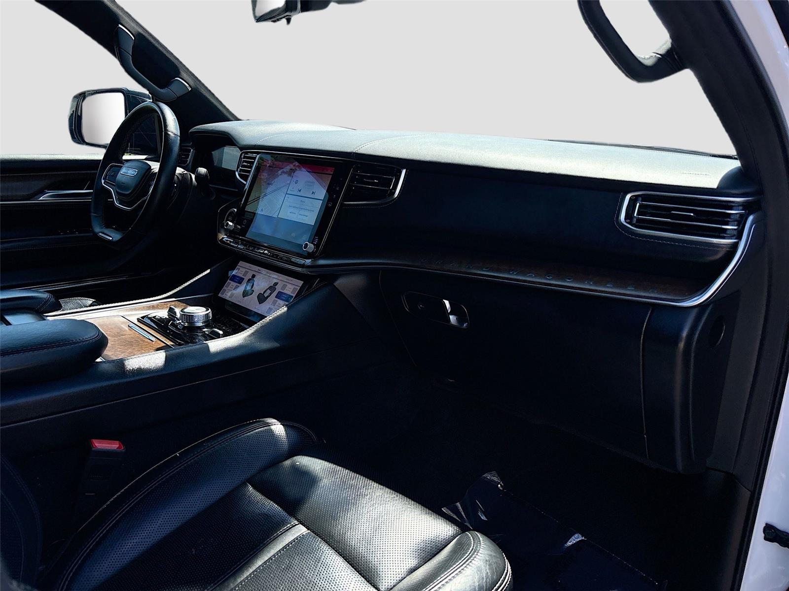 2023 Jeep Grand Wagoneer Series II