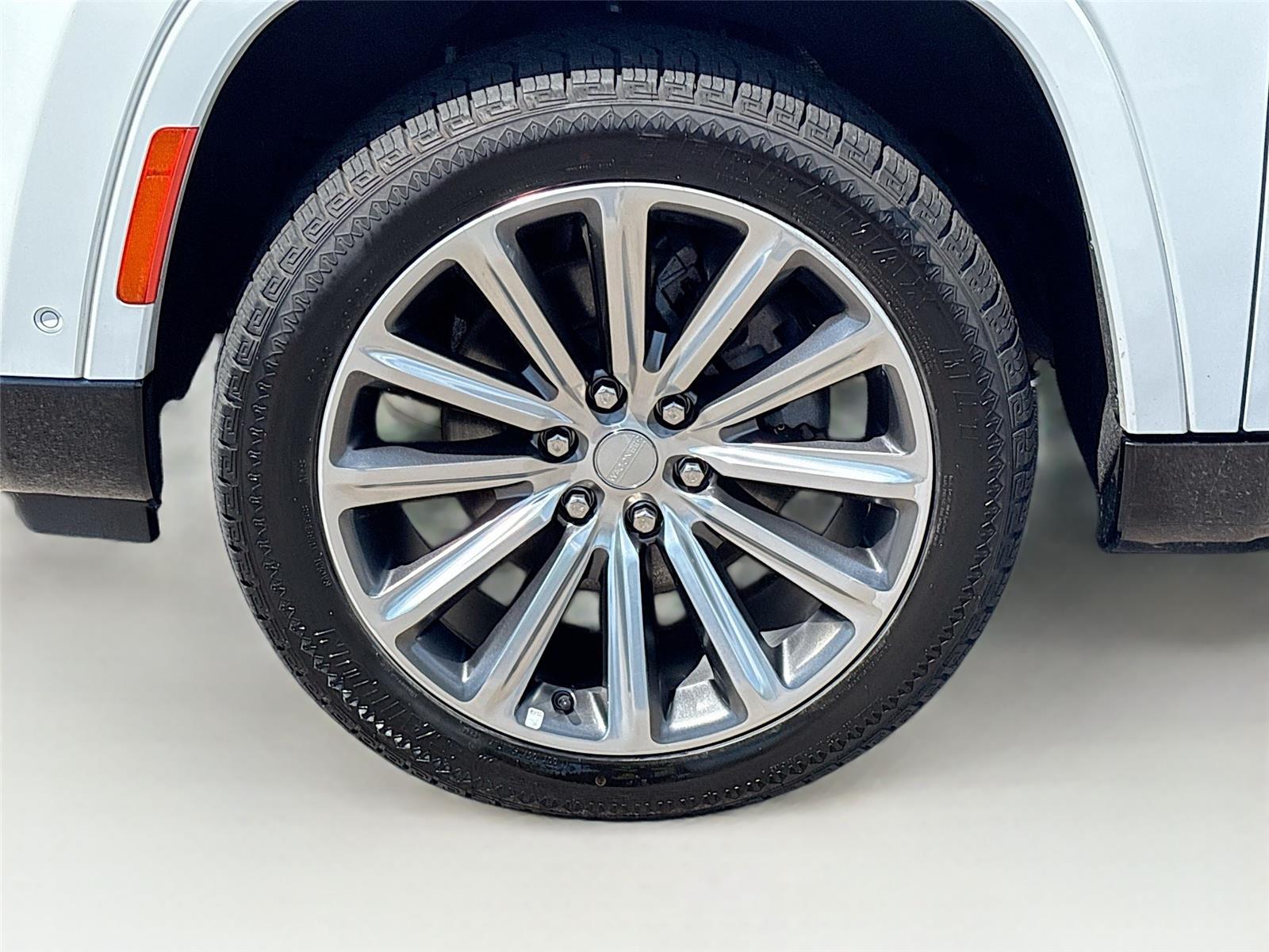 2023 Jeep Grand Wagoneer Series II
