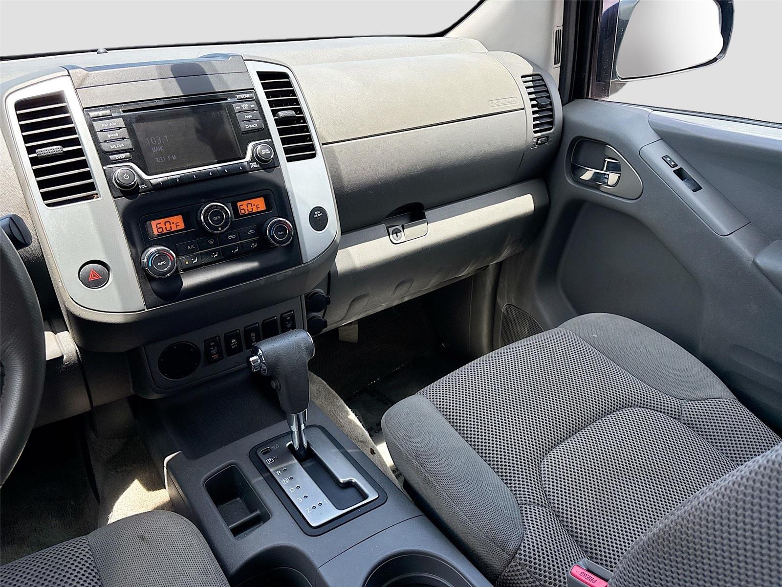 2016 Nissan Frontier SV