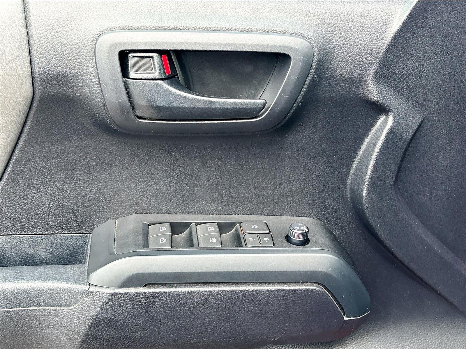 2020 Toyota Tacoma SR